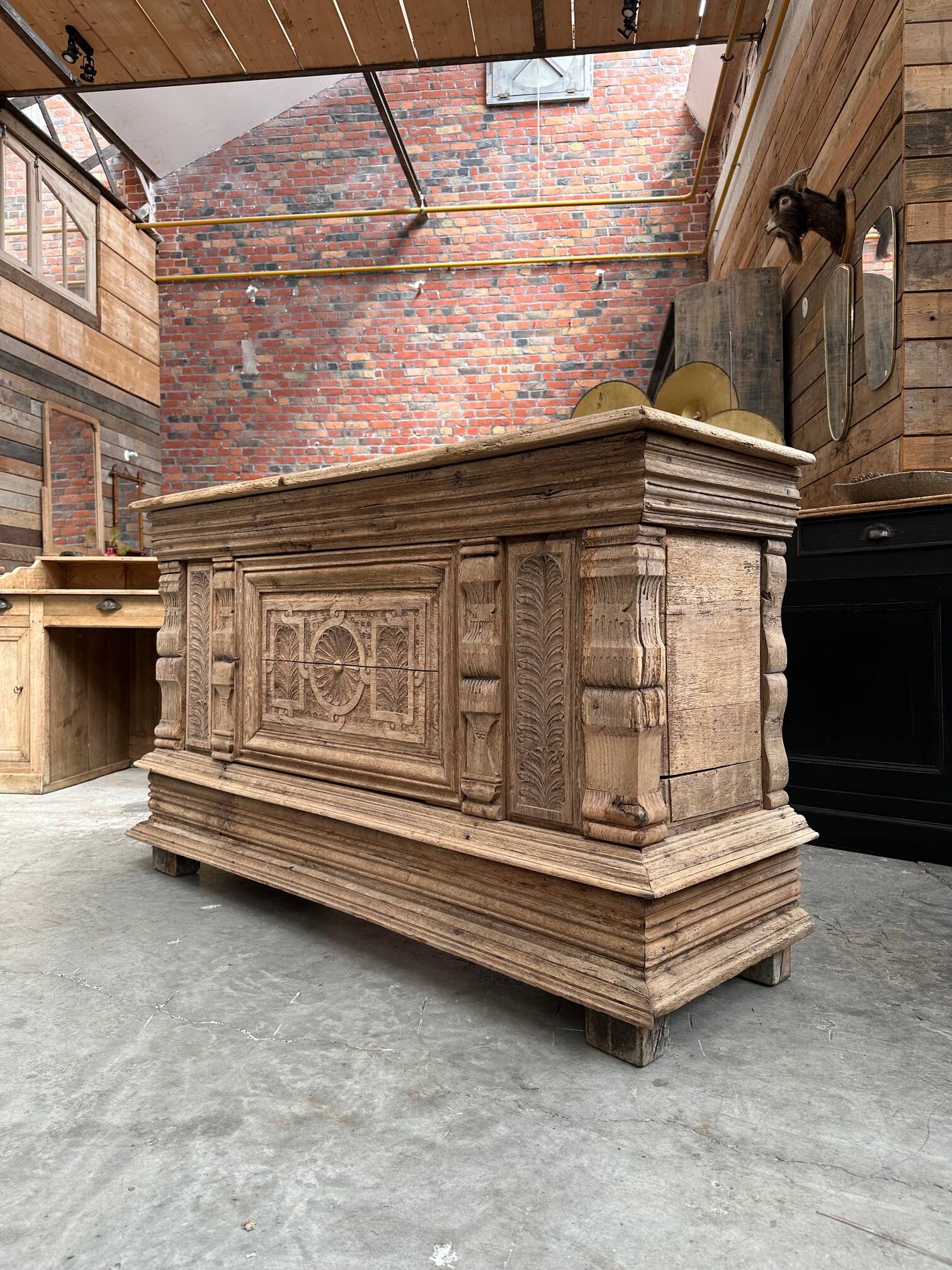 18th century solid oak chest of drawers