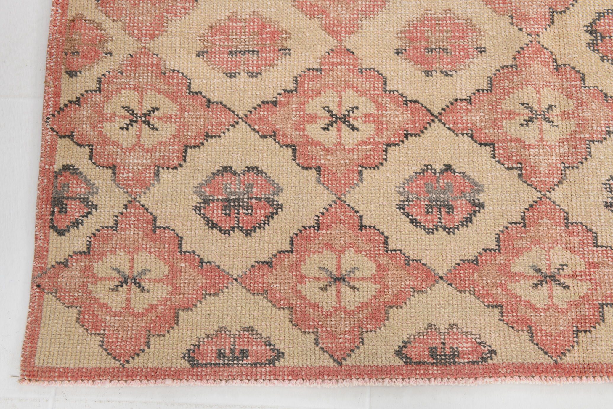 Antique handmade vintage rug 202x138cm