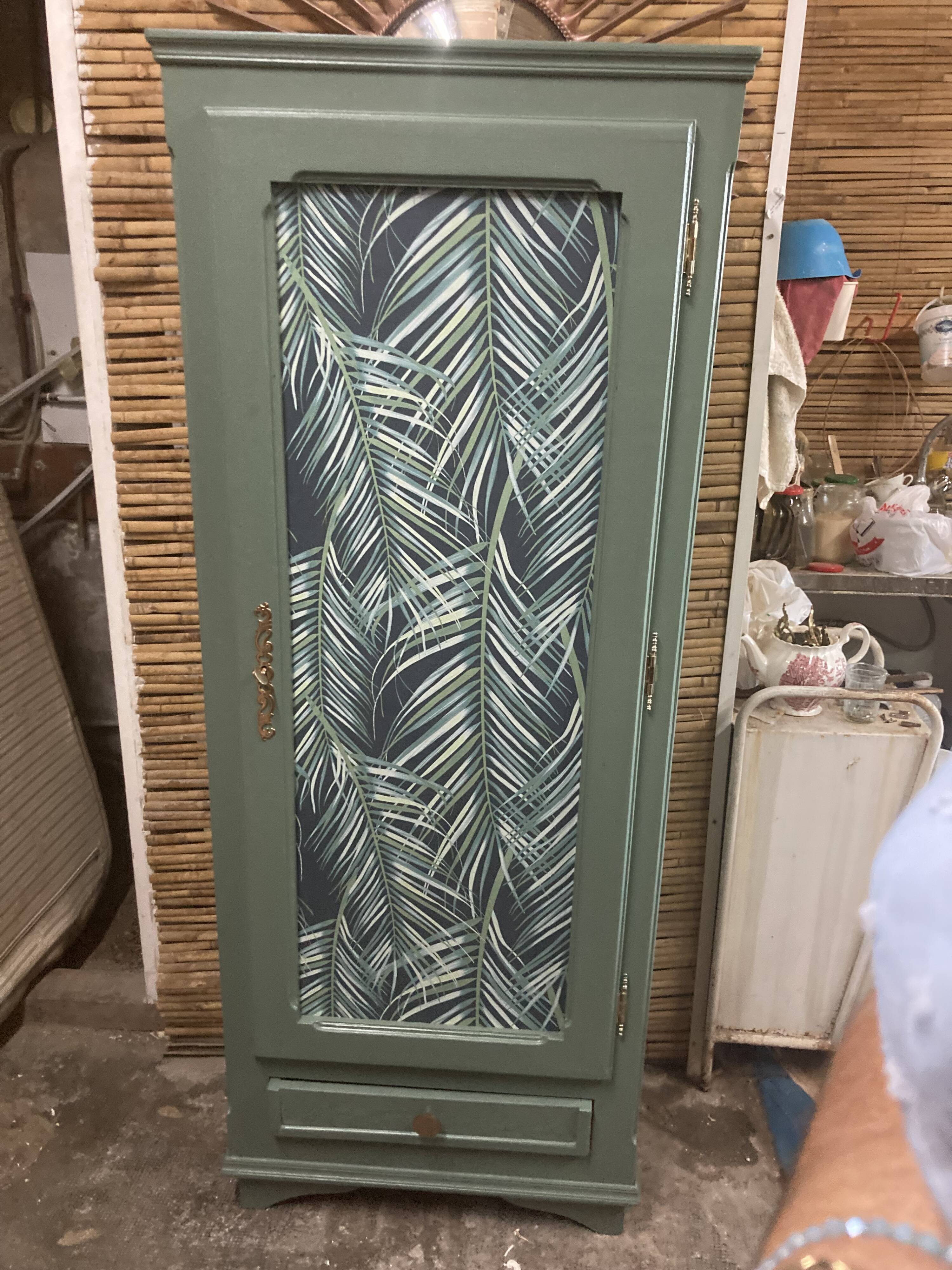 Vintage parisian wardrobe