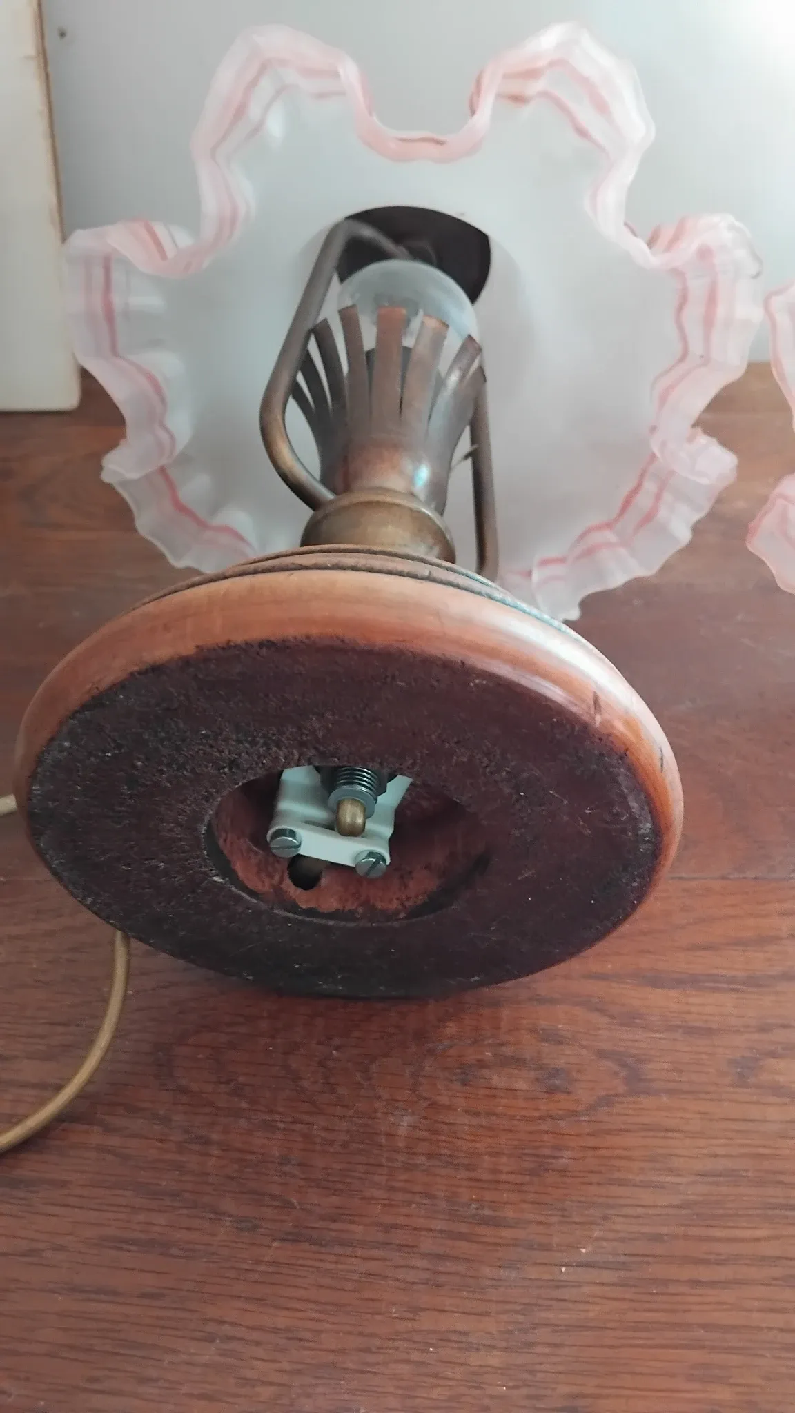 Set of two Art Nouveau bedside lamps.