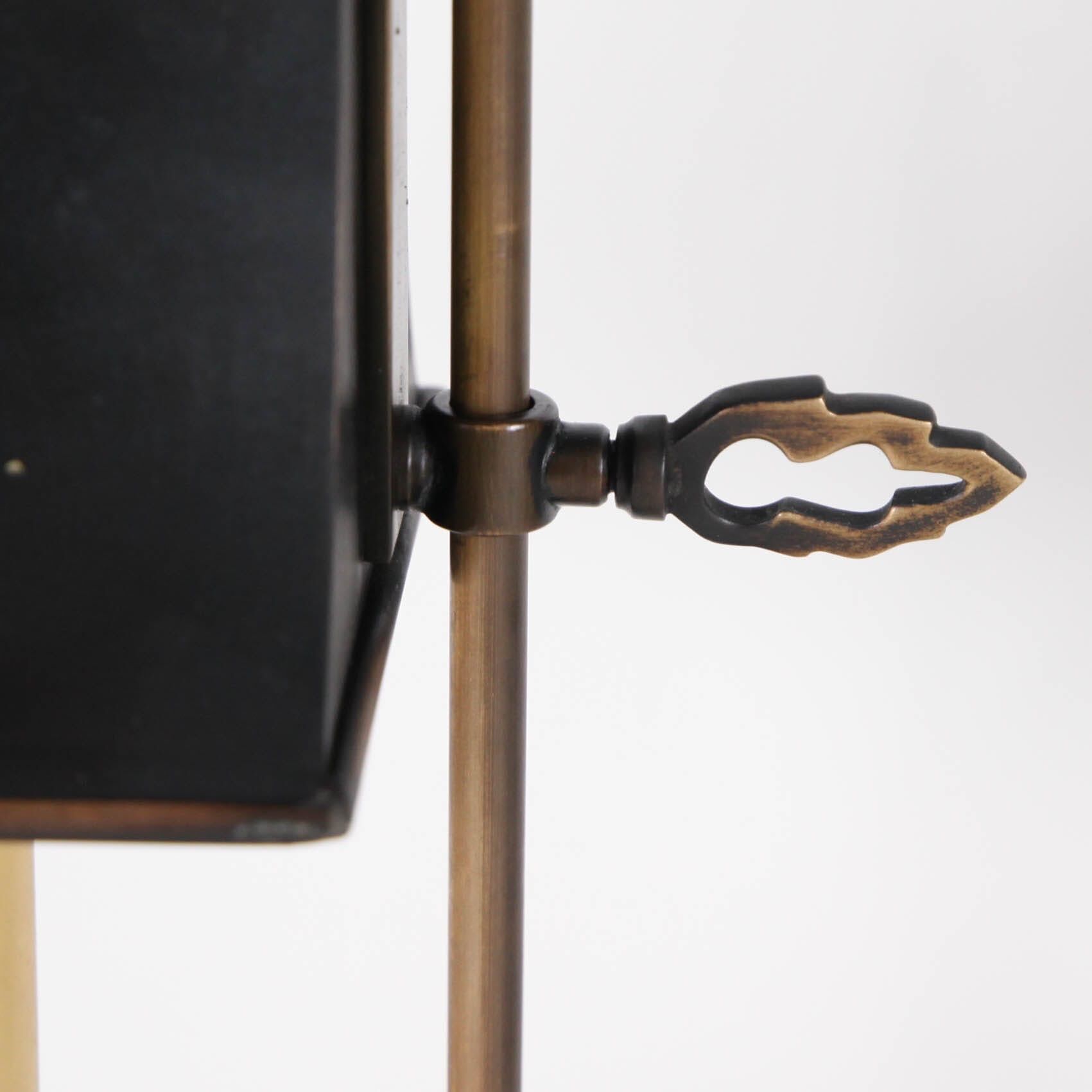 Paire de lampes « cygnes » en laiton