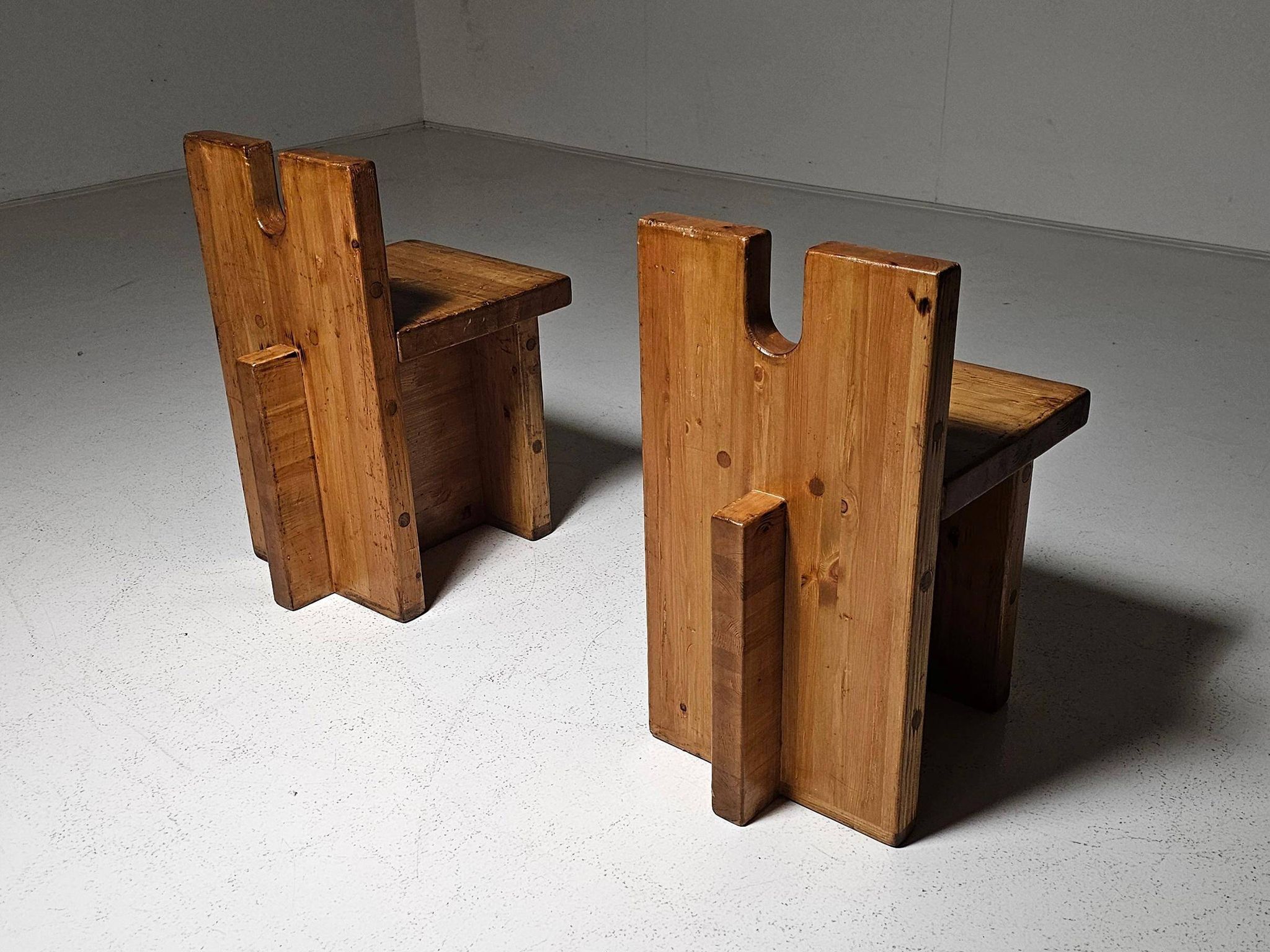 Pompeia accent chair in pine by Lina Bo Bardi, 1980s