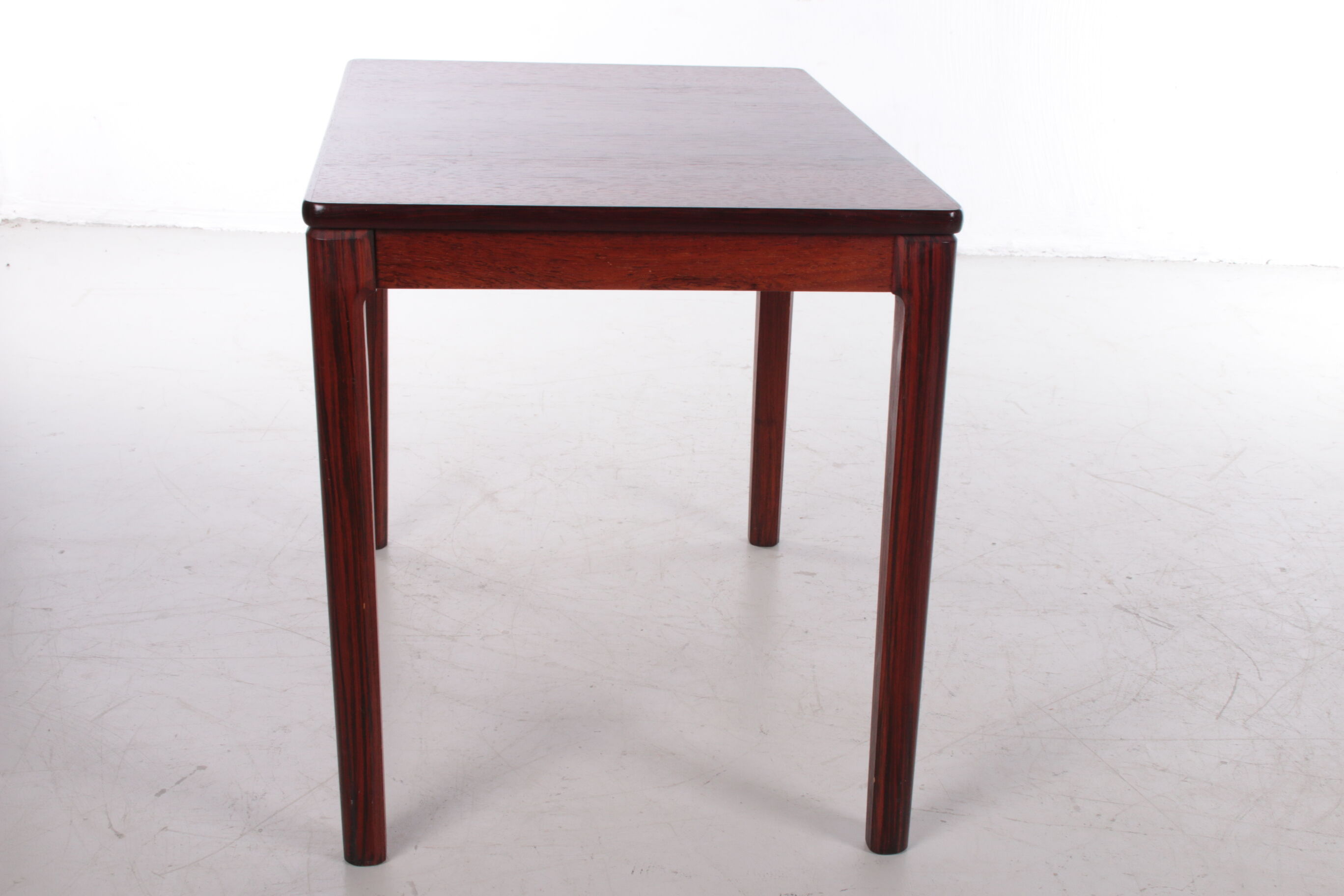 Table d’appoint danoise vintage en palissandre années 1960