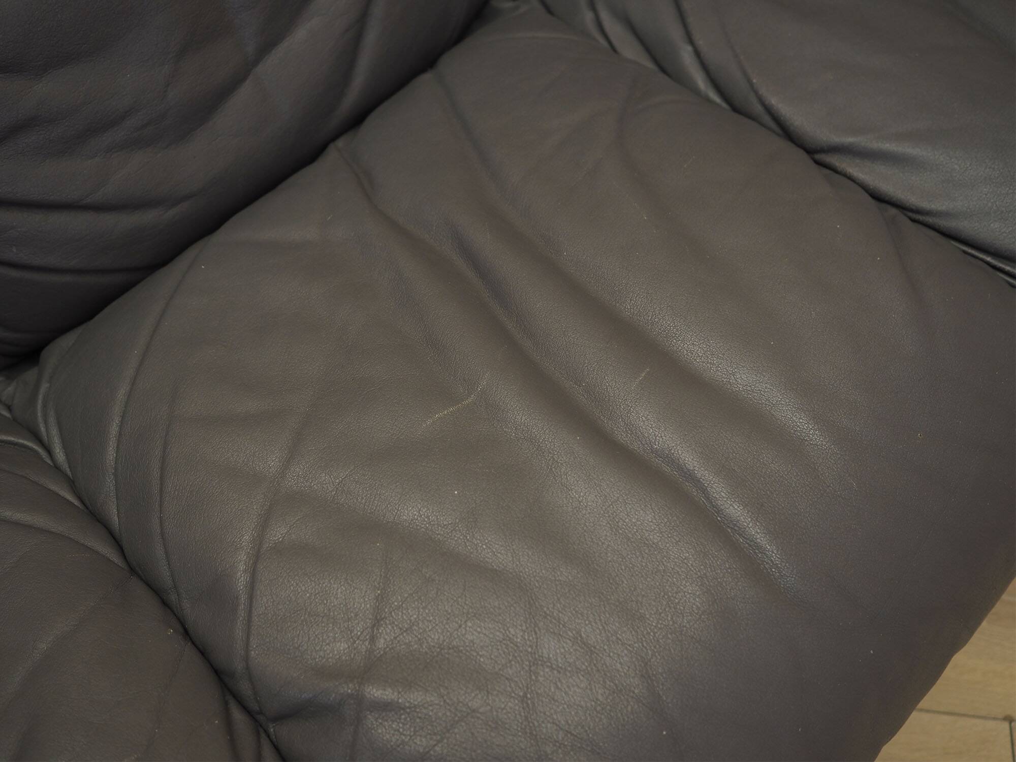 Italian leather sofa, two-seater, 1970s design