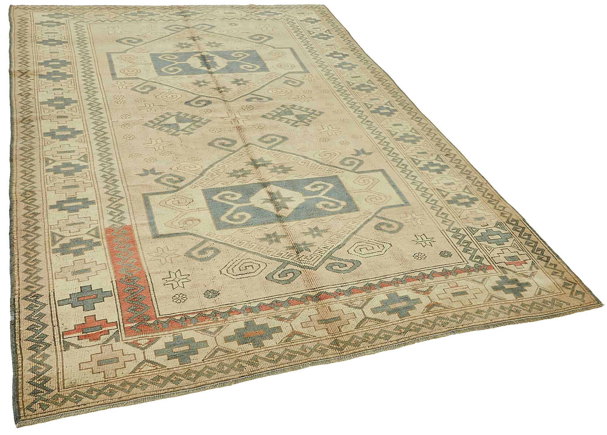Turkish Vintage Anatolian Rug 172 cm x 254 cm
