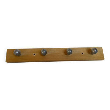 Metal and wood ball tea towel holder