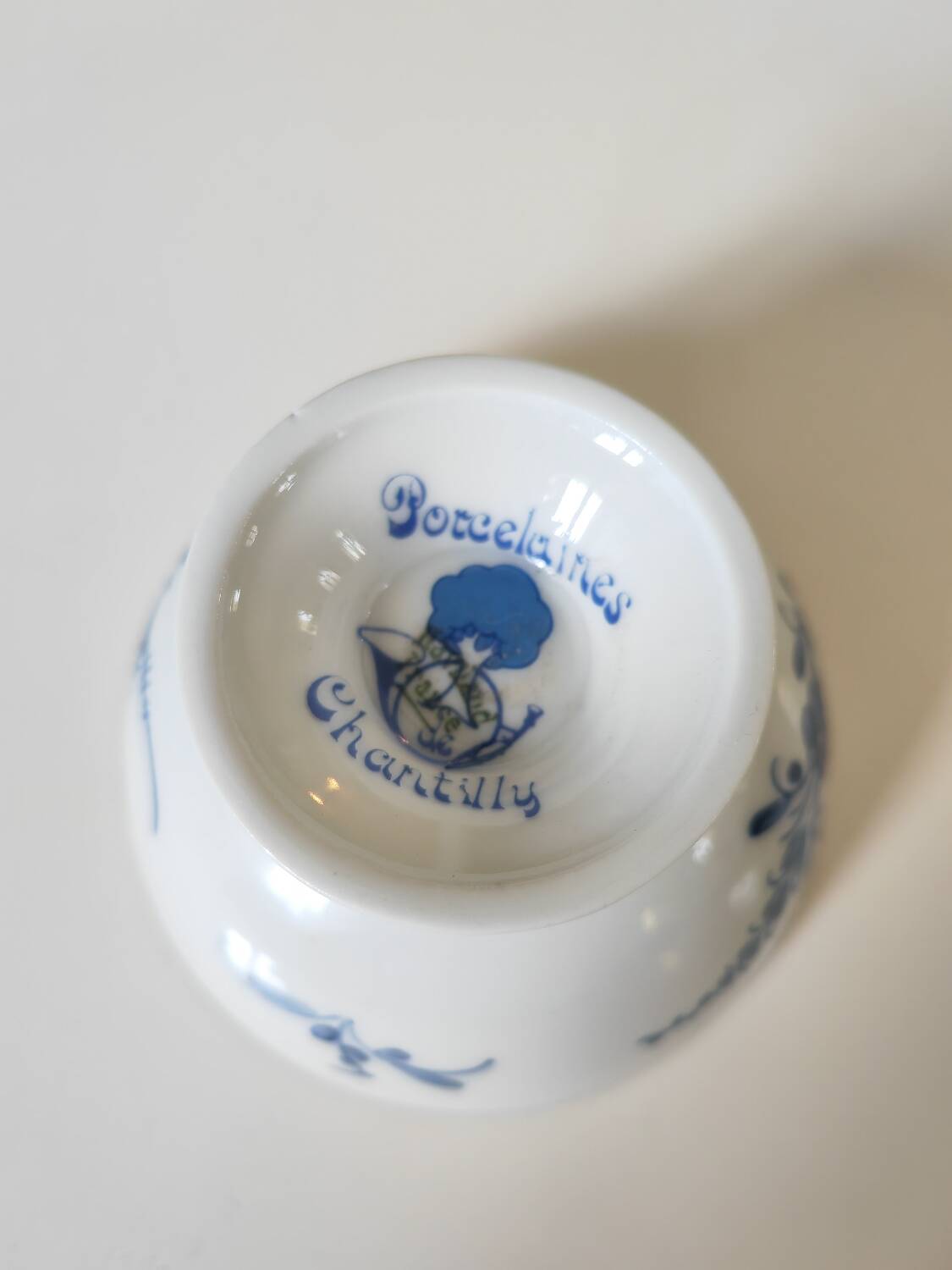 Chantilly porcelain bowl