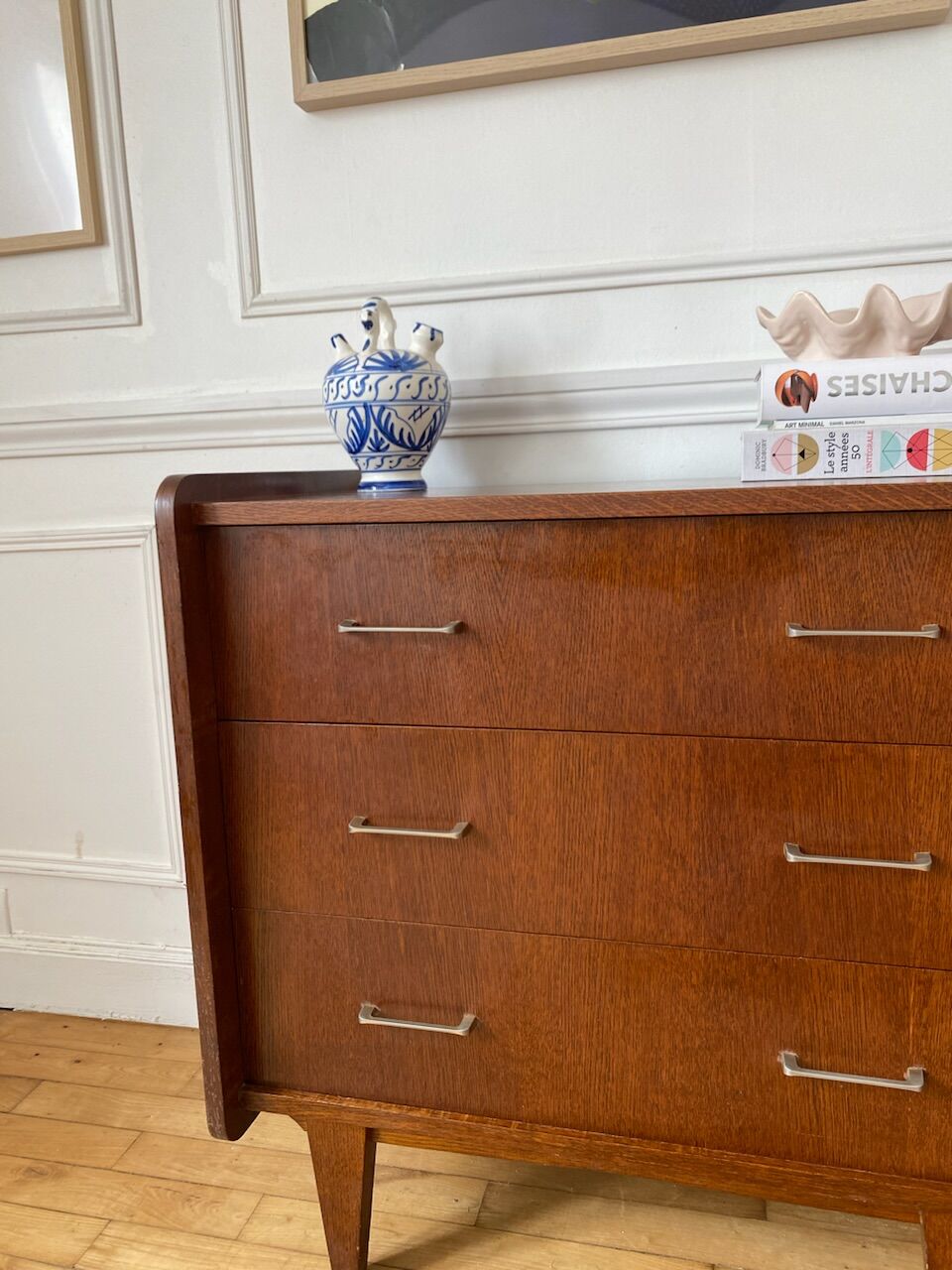 Vintage wooden chest of drawers