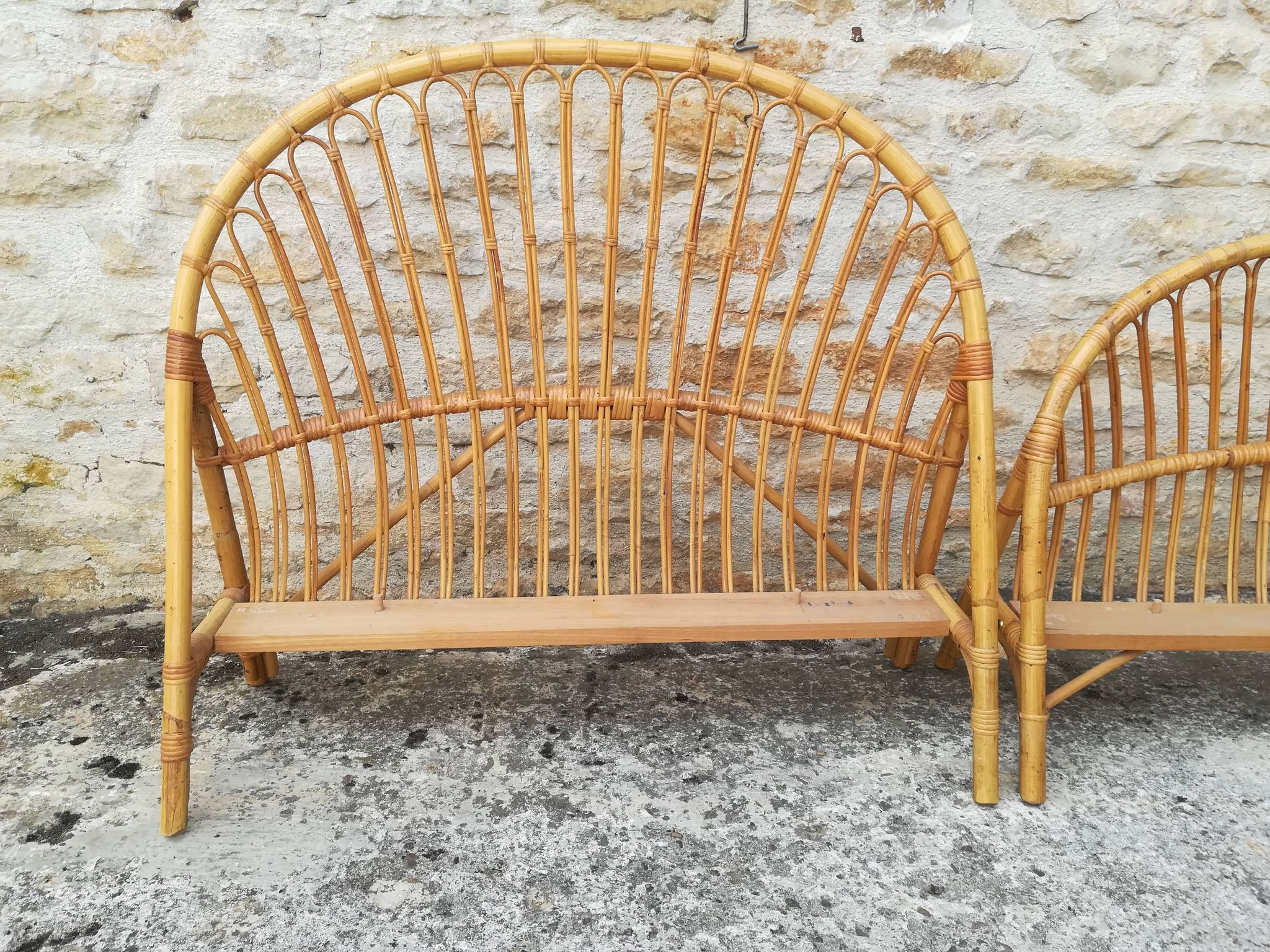 Tête et pied de lit corbeille en rotin