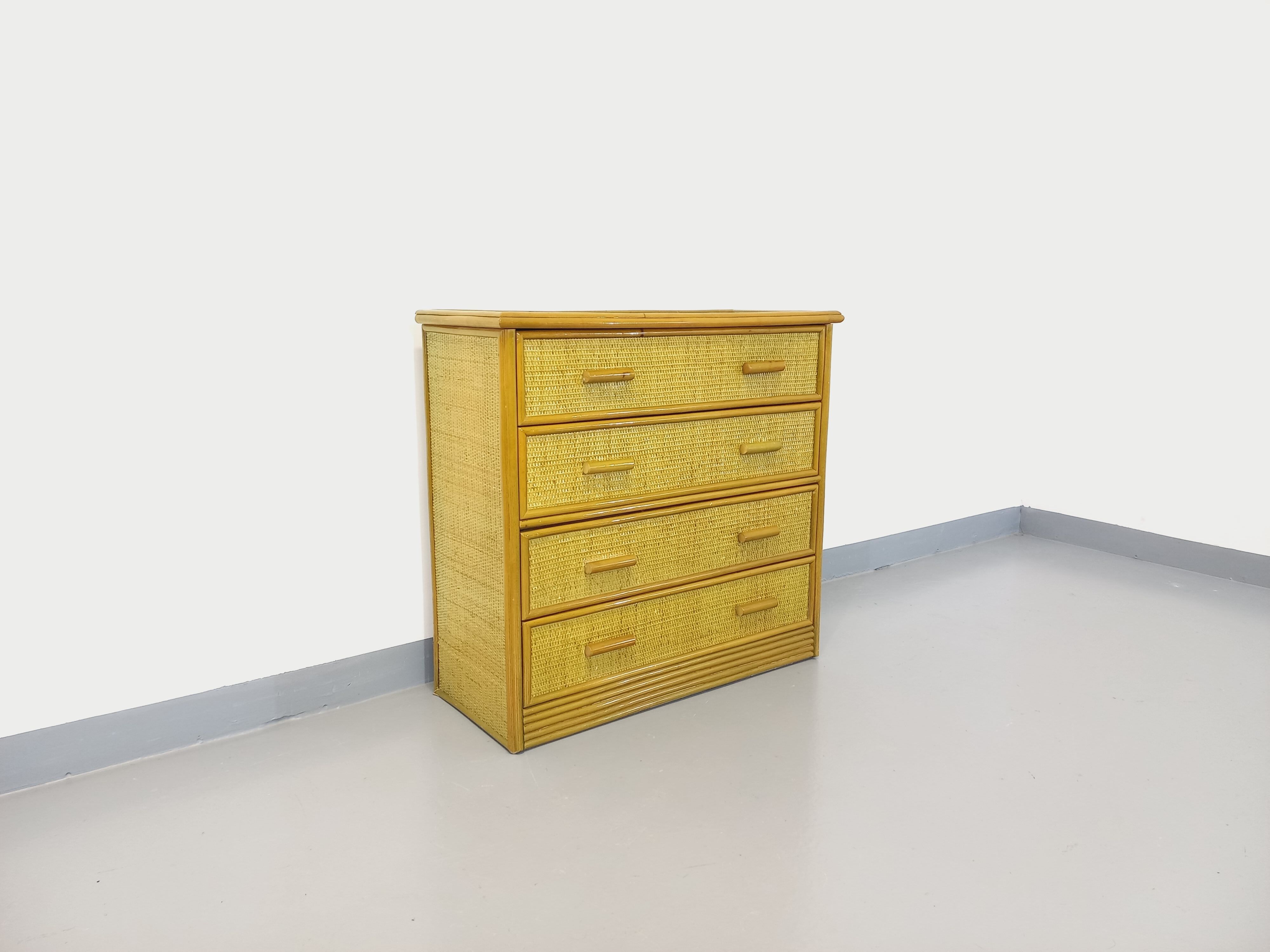 Vintage rattan and rattan chest of drawers from the 70s