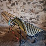 French garden bench in iron and wooden slats, mid-20th century.