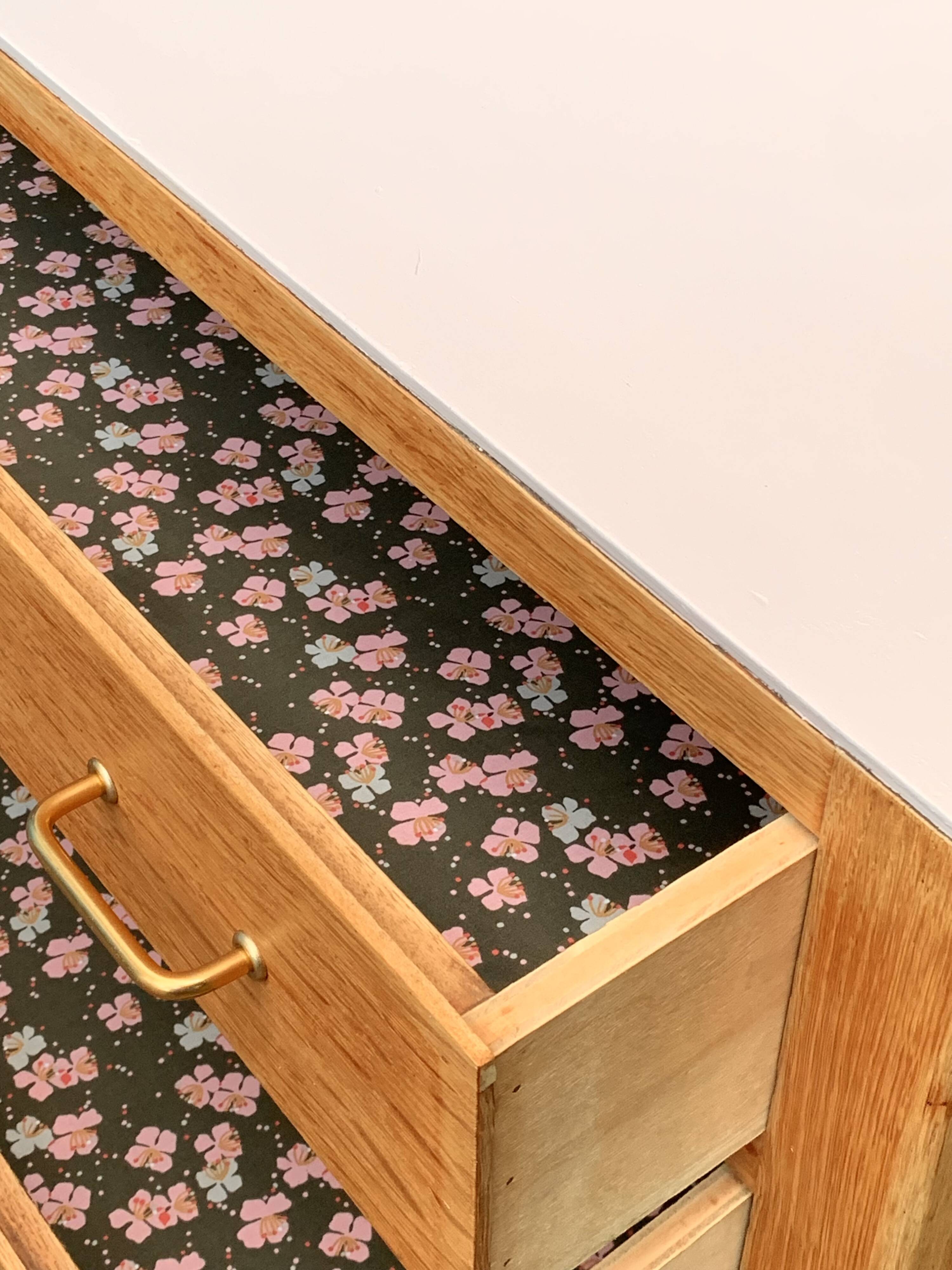 Vintage chest of drawers in solid raw oak 1950