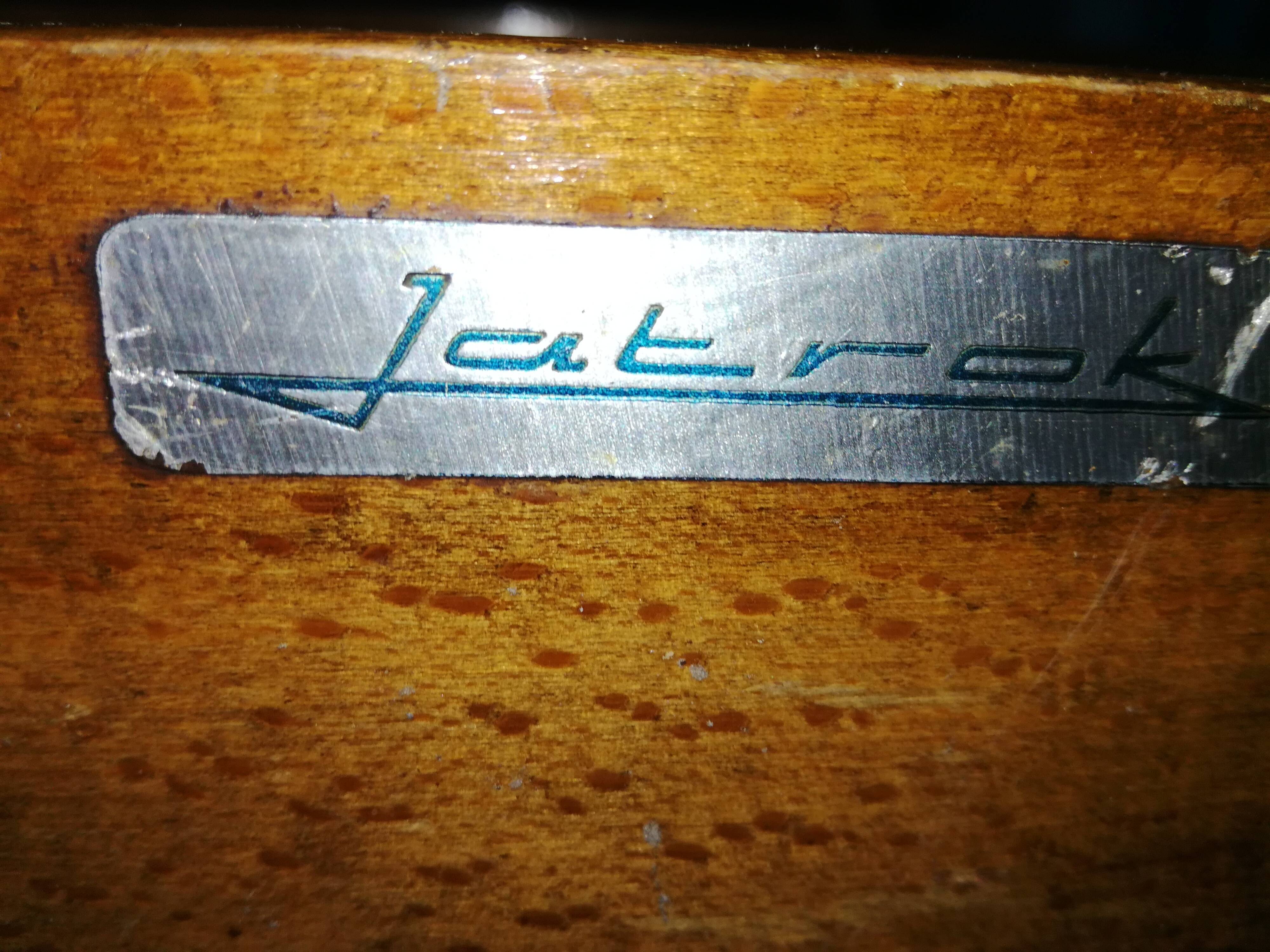 Table folding mini bar jatrok