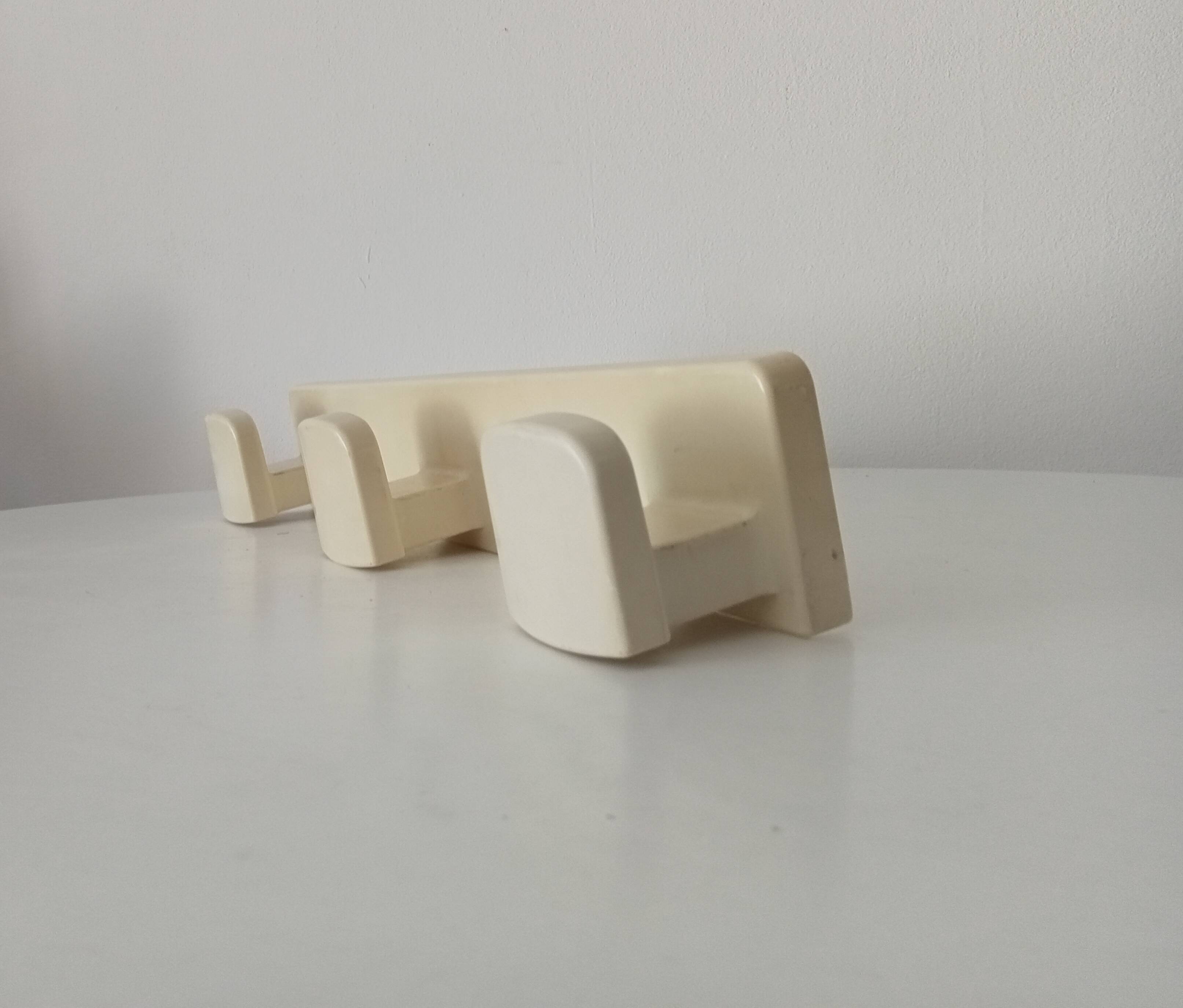 Vintage wall coat rack from the 70s