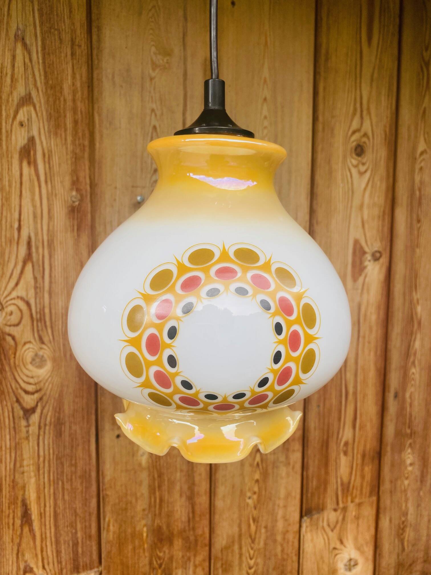 Suspension opaline vintage 70