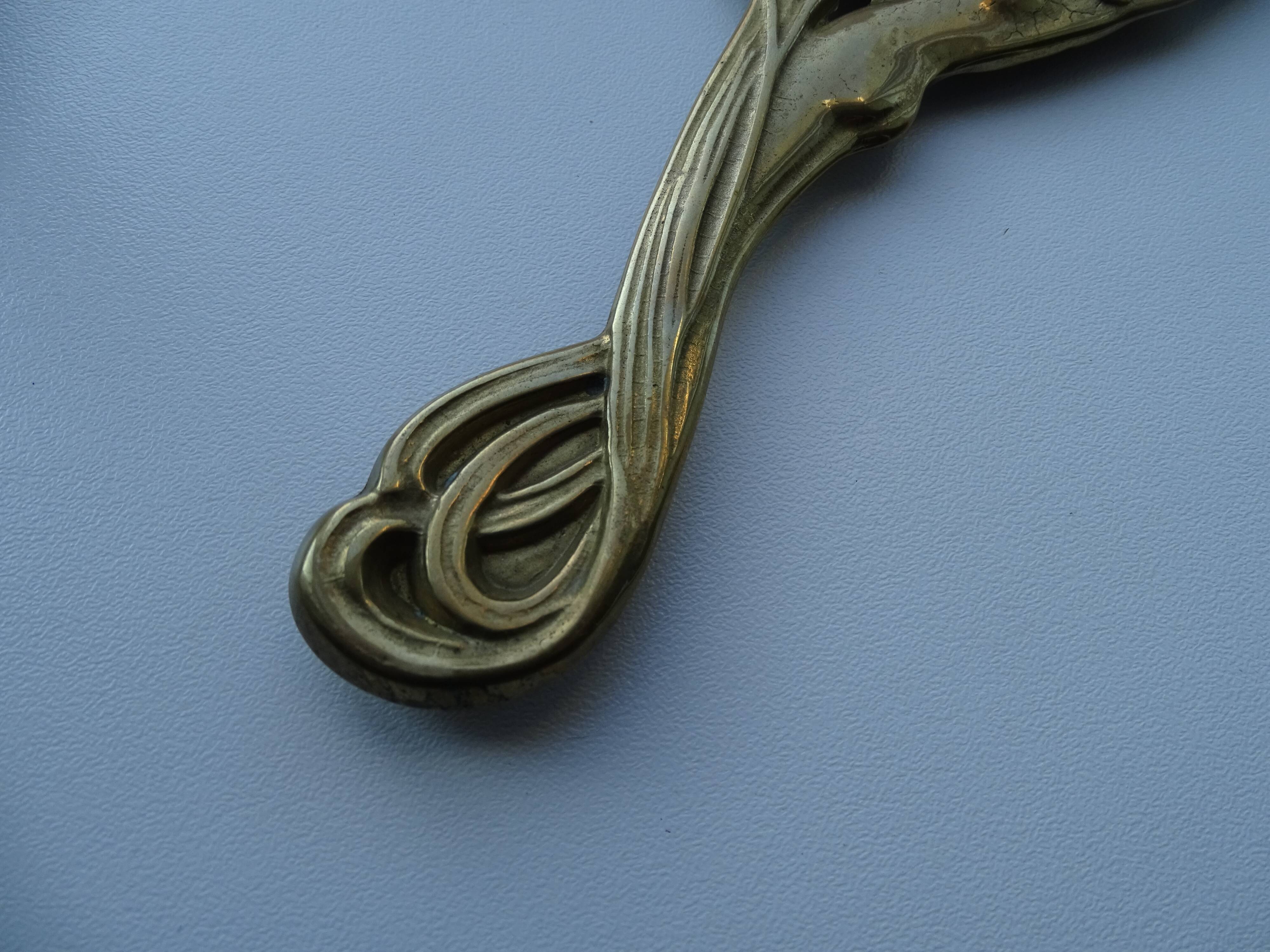 Hand-facing mirror bronze art nouveau style 1920