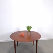 Vintage Danish Søborg Møbelfabrik extendable oval round dining table teak