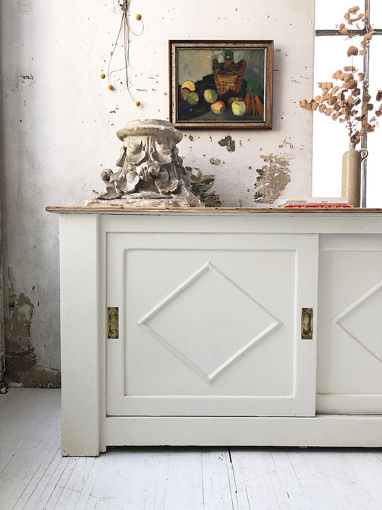 White sliding craft furniture