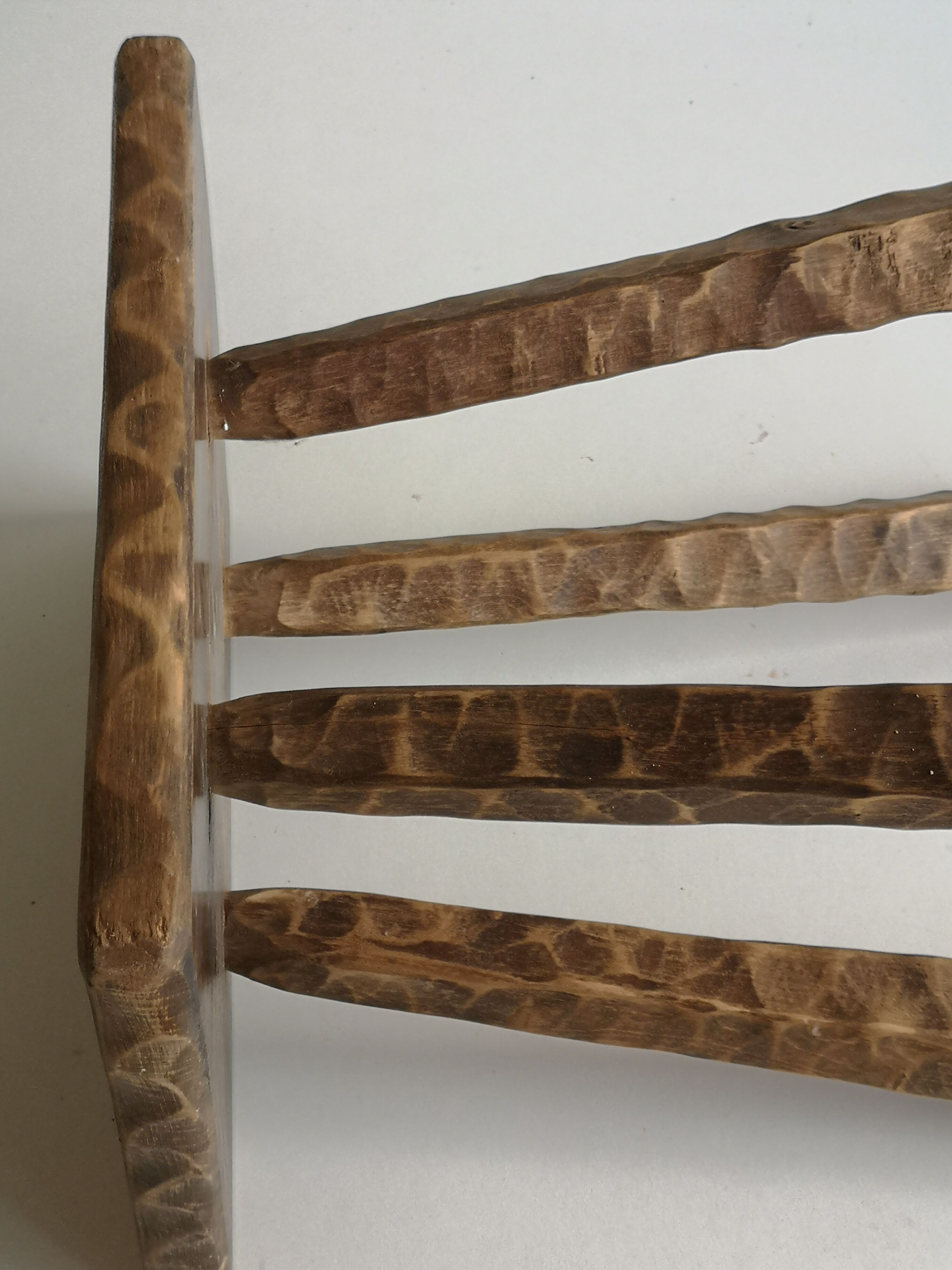 Rustic stool worked at the gouge