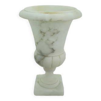 Medici vase in alabaster