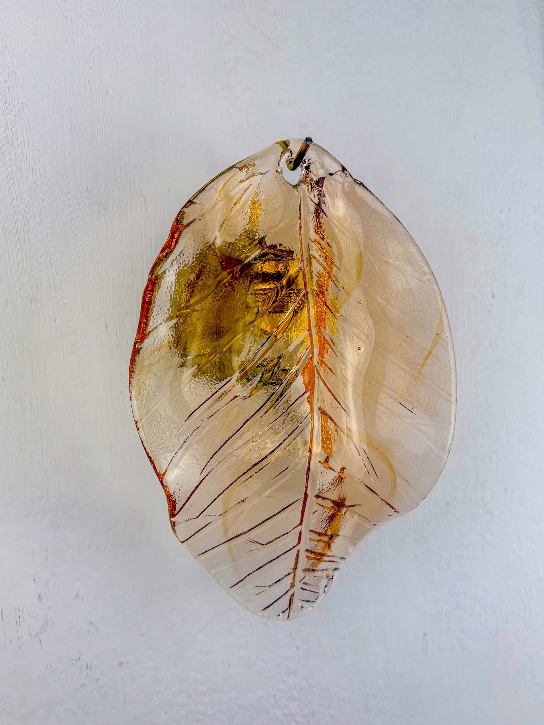 Italian "Leaf" Murano pink glass wall sconce, circa 1970s