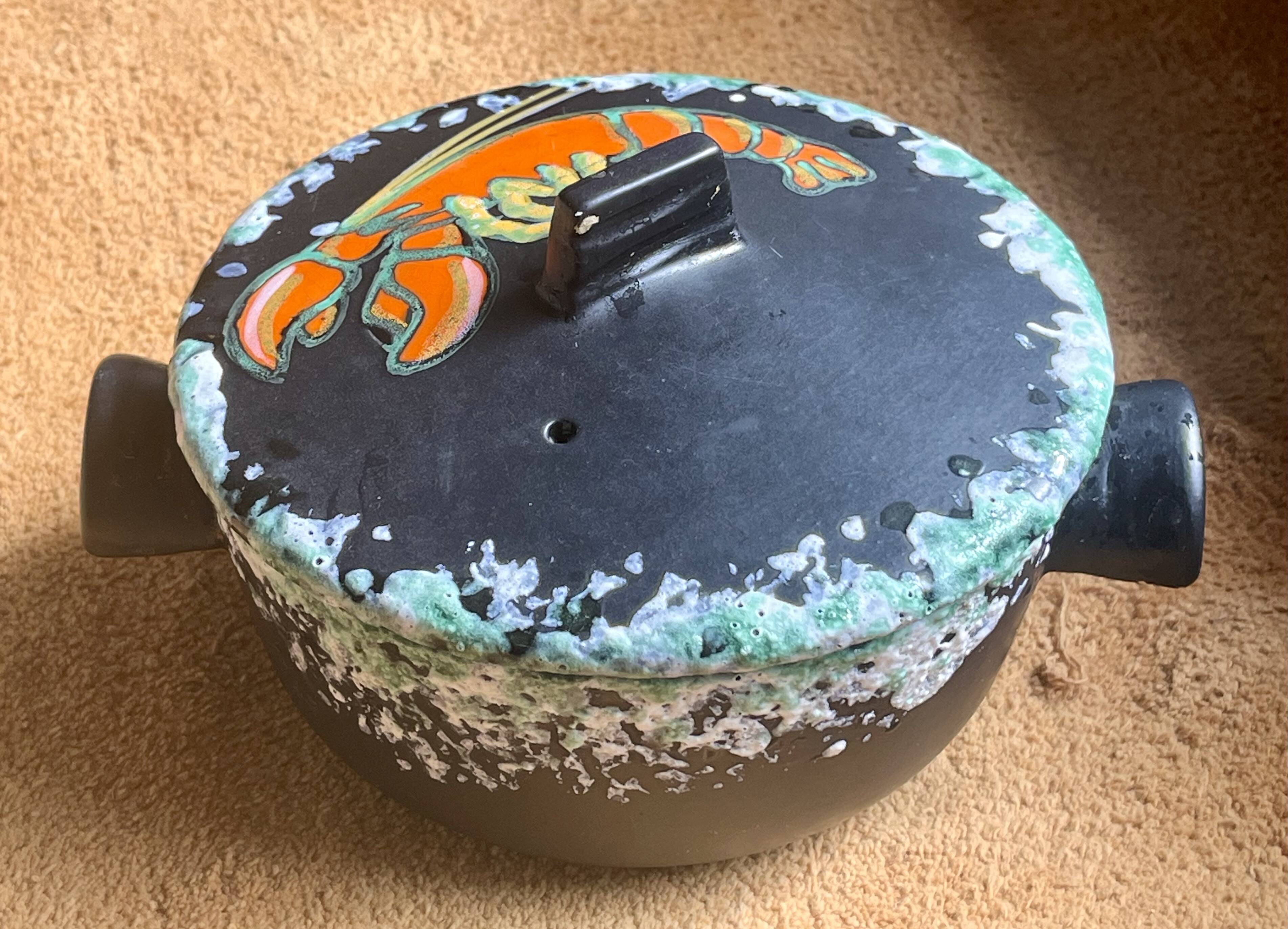Soup tureen/Terrine signed - Lobster - G. Fourmaintraux
