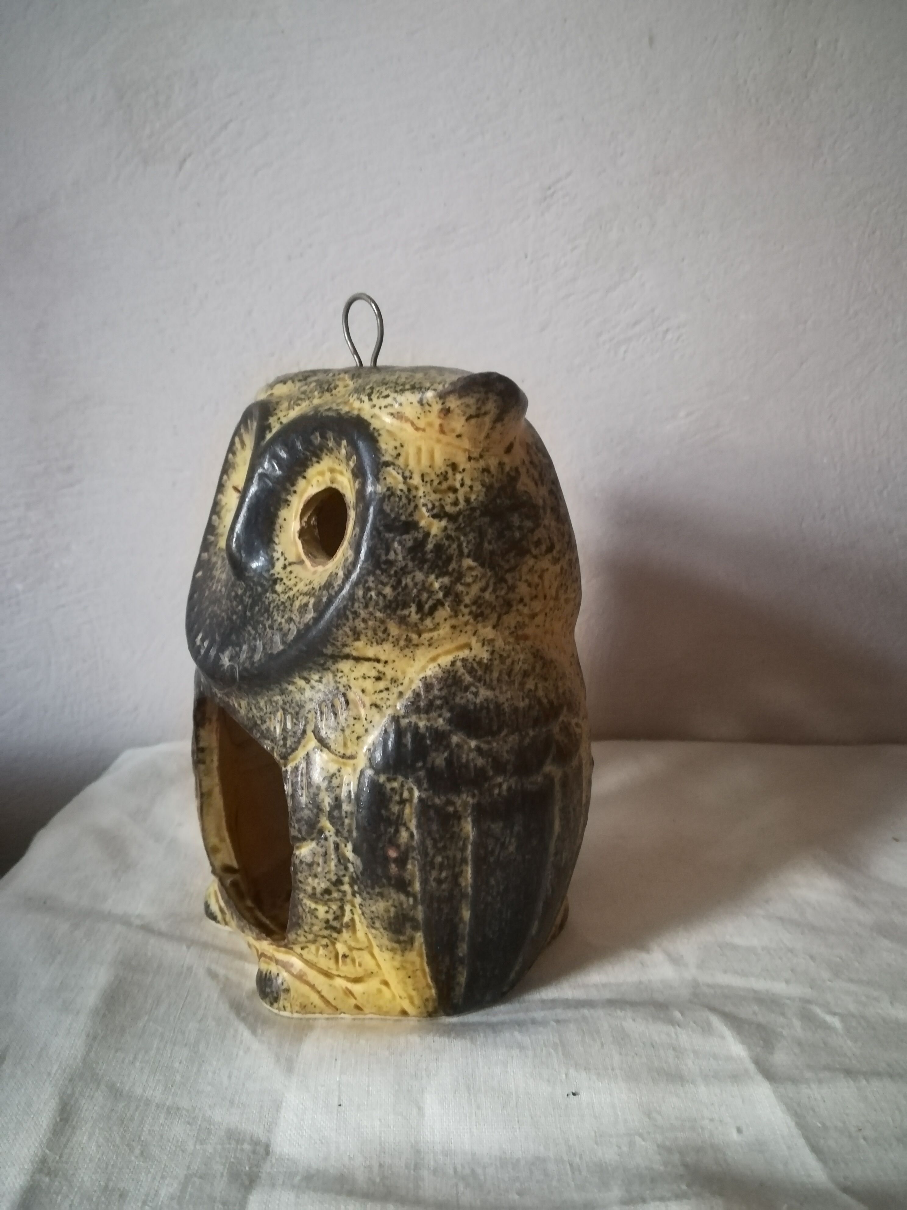 Owl photophore in cermal