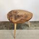 Table basse en bois pieds compas