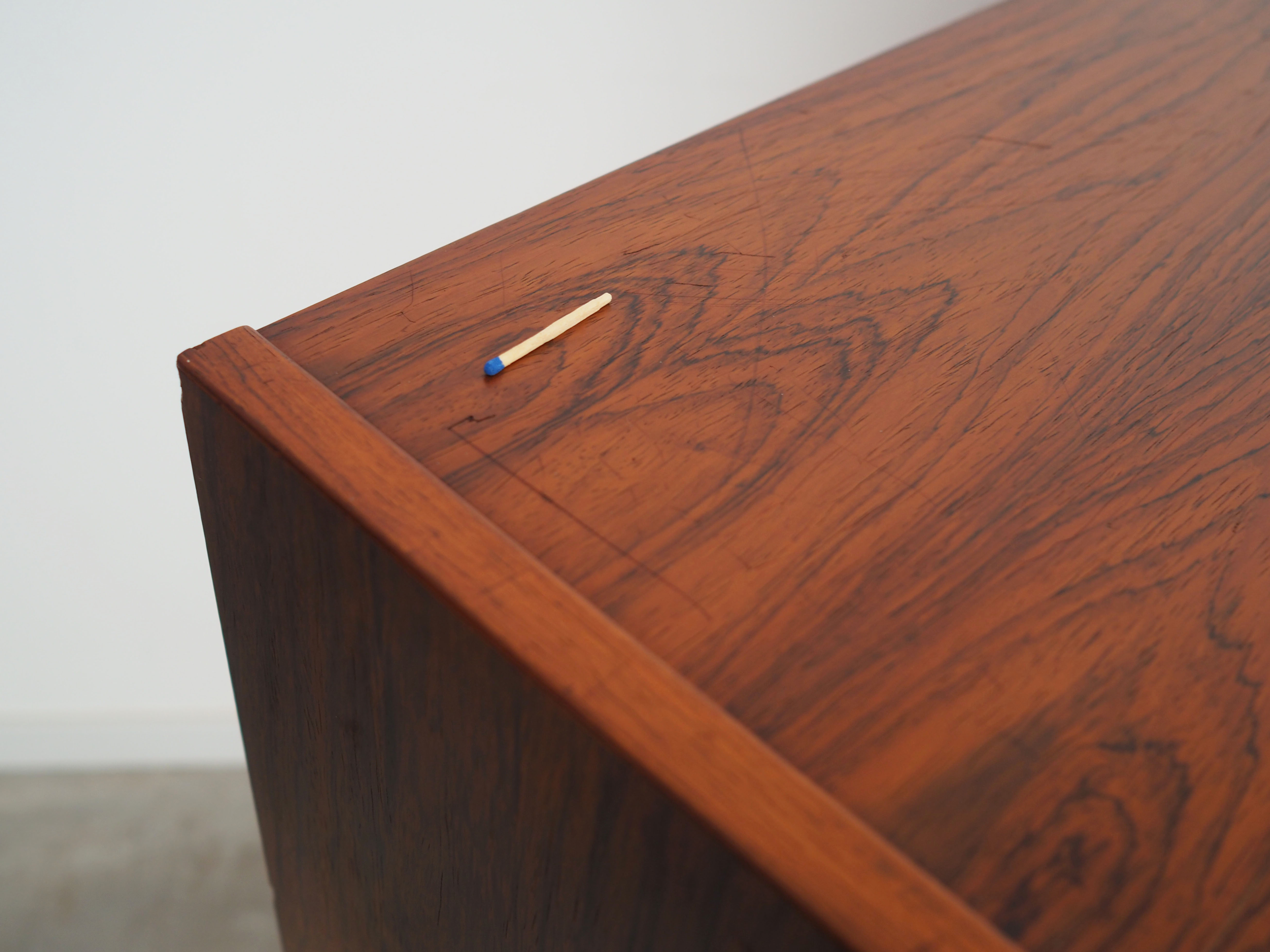 Bibliothèque en palissandre, design danois, années 1970, production: Hundevad