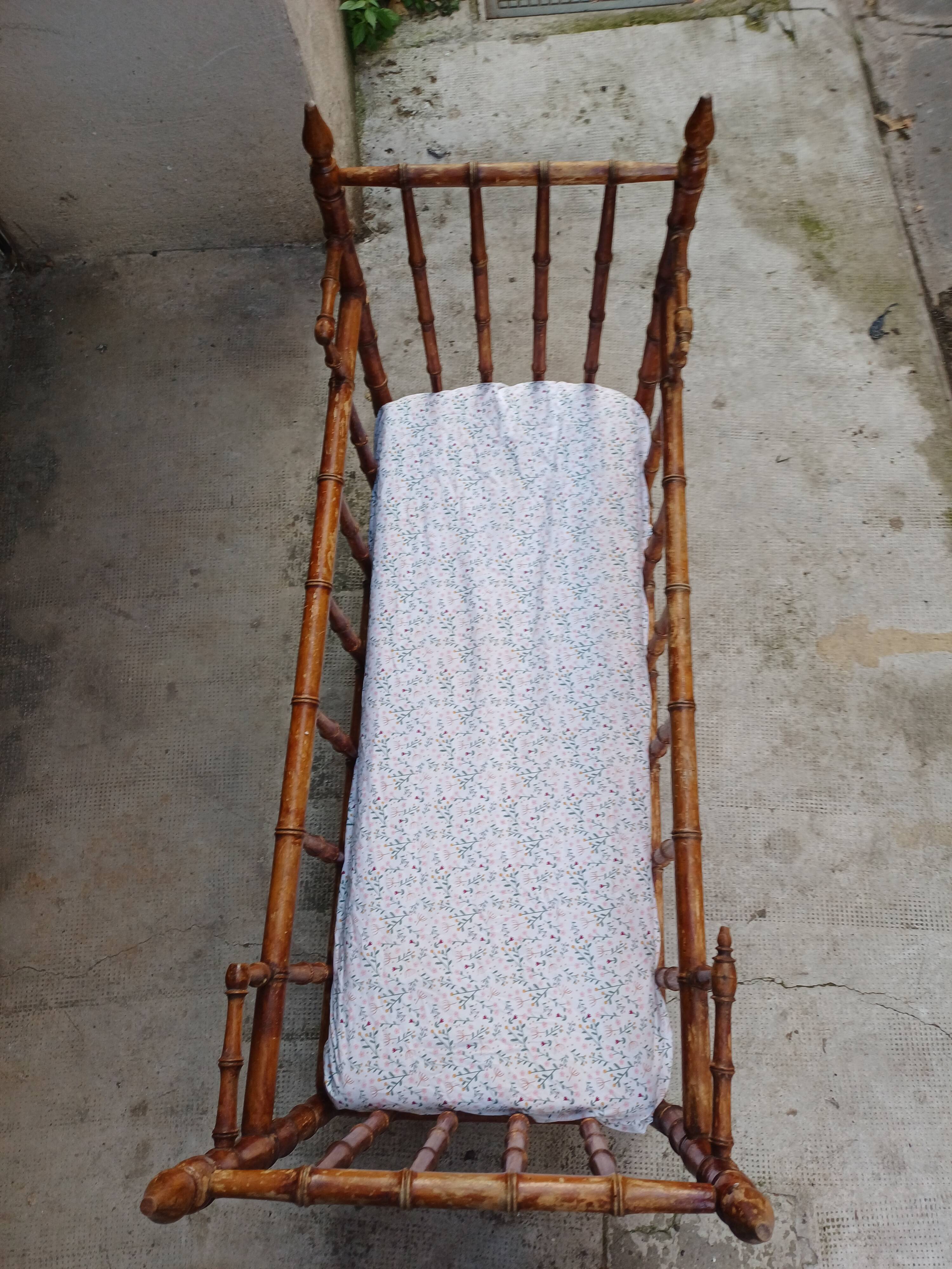 Charming wooden baby bed, 19th century style, faux bamboo