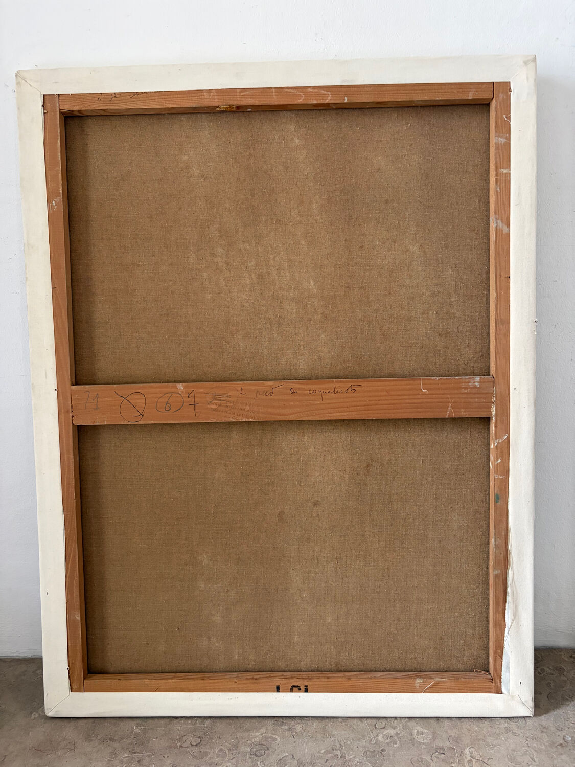 The foot of white poppies, signed Maurice Bouillot 1972