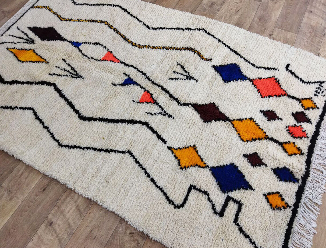 Handmade moroccan berber carpet 228x 149 cm