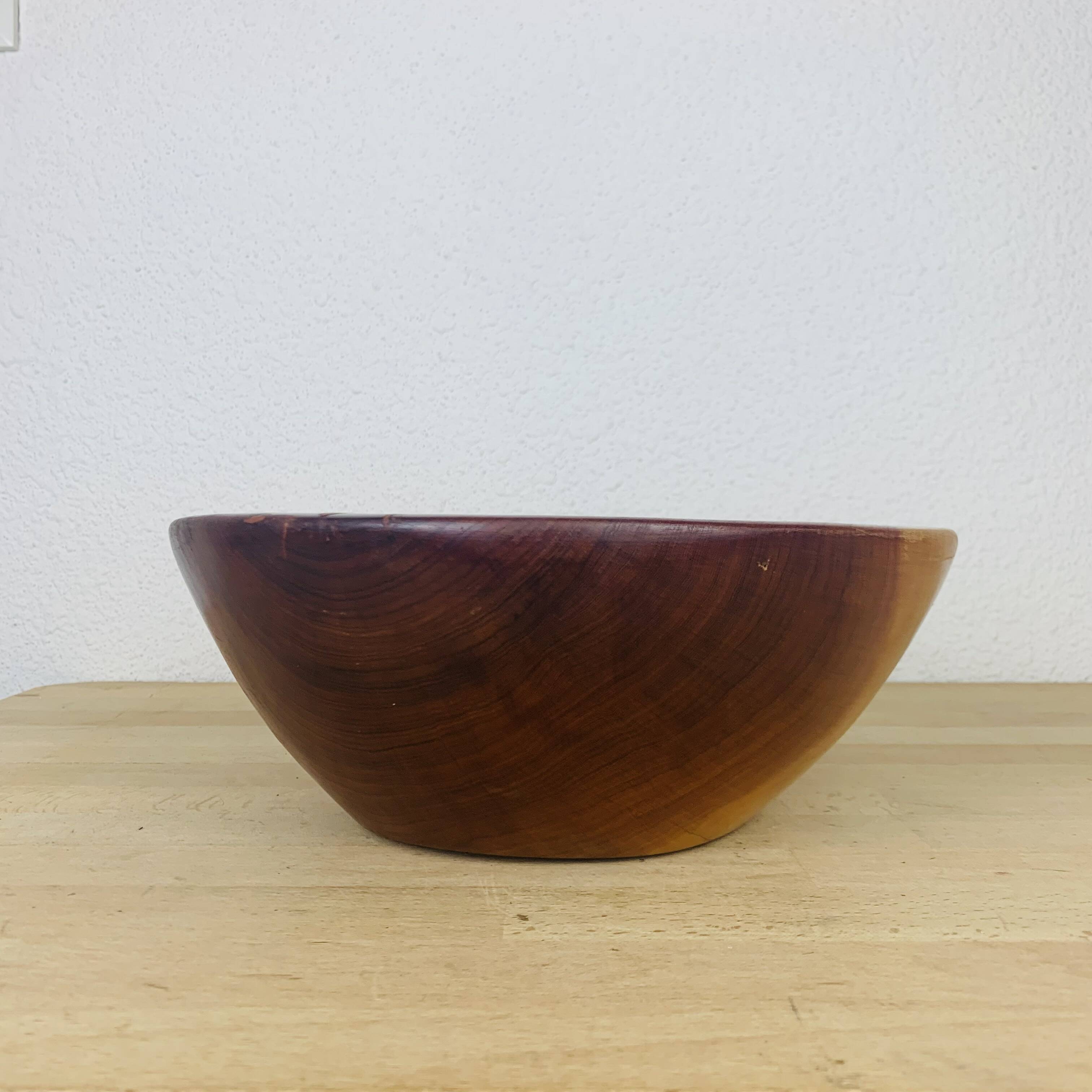 Solid wood fruit bowl, salad bowl
