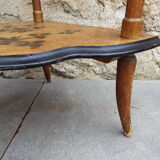 Corner shelf in painted wood