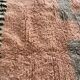 Tapis berbère beni ouraine en laine naturelle à motifs colorés