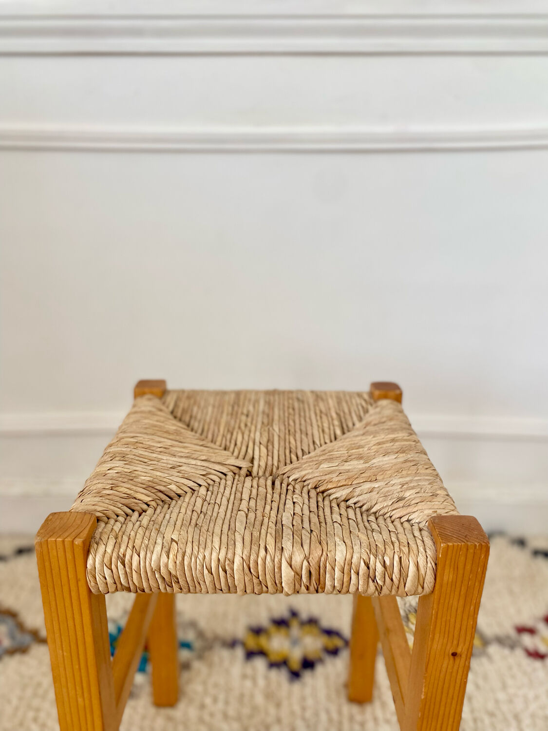 Tabouret bois paillé vintage