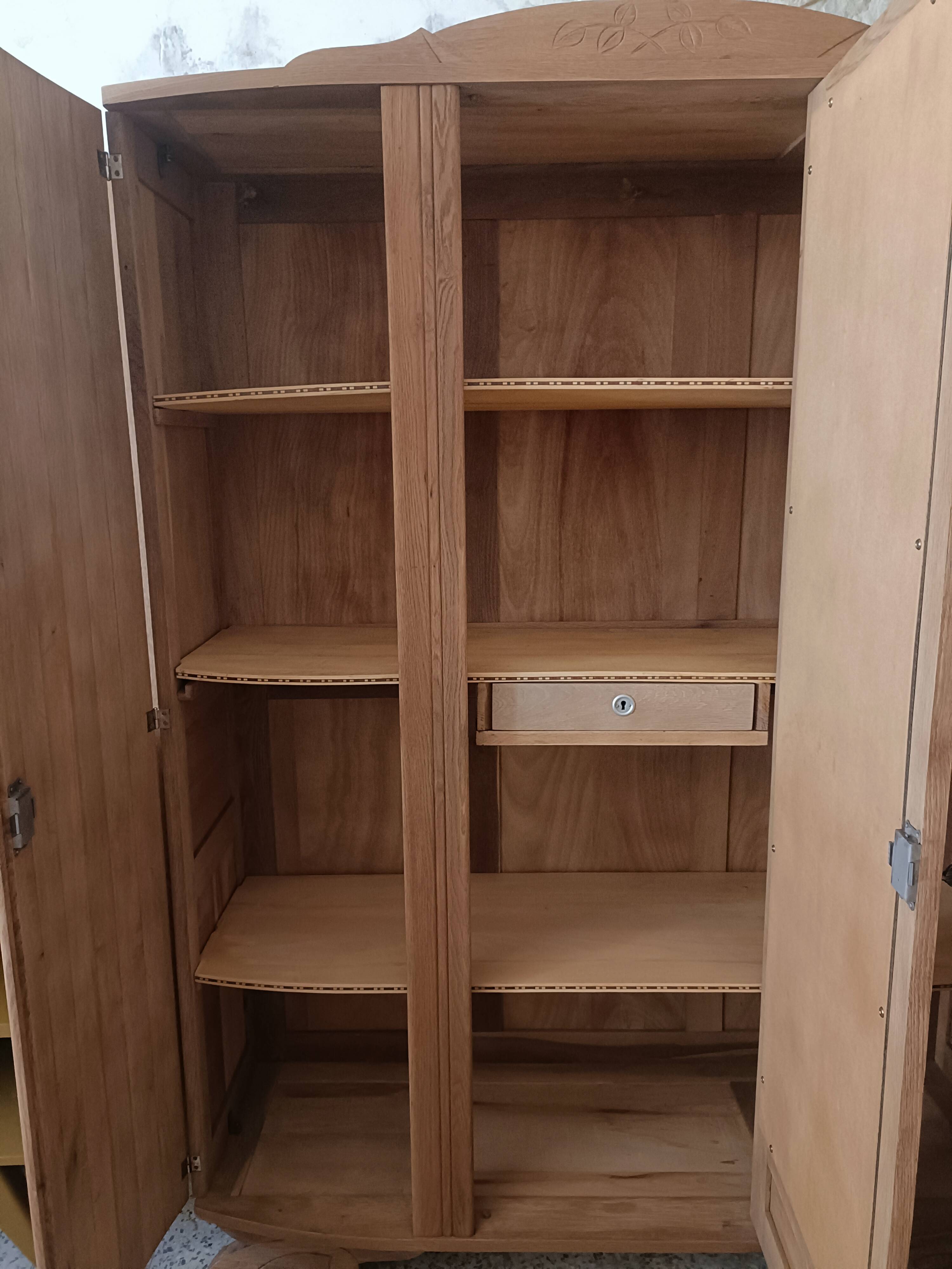 Armoire Art Déco rénovée