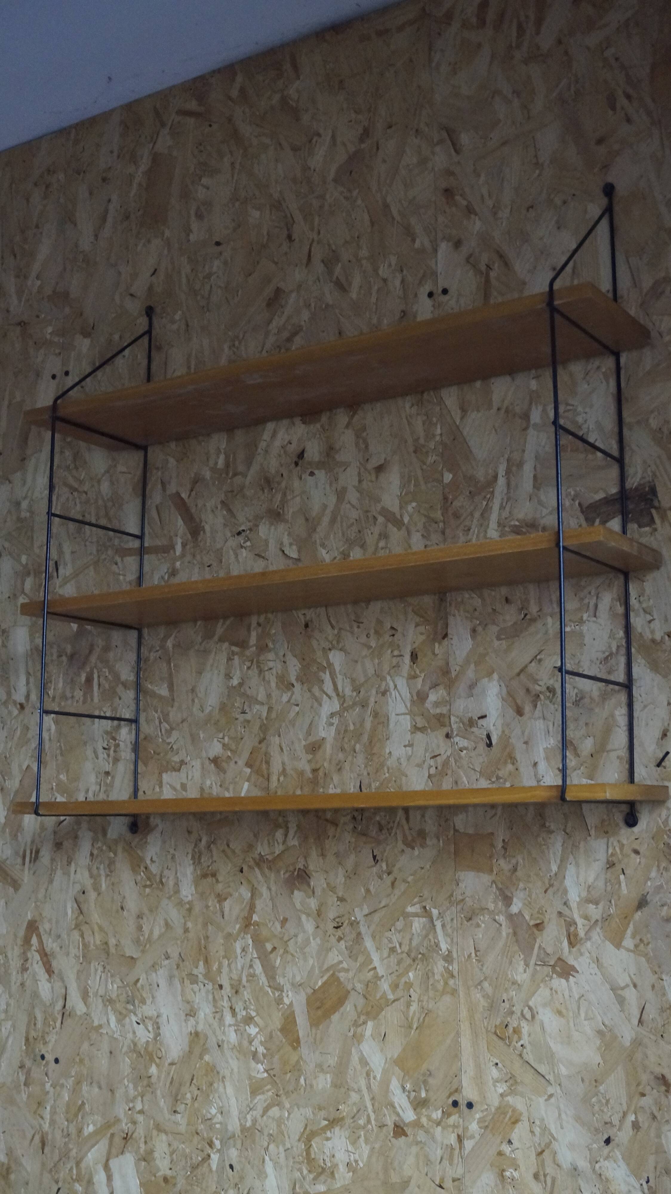 Wall shelf