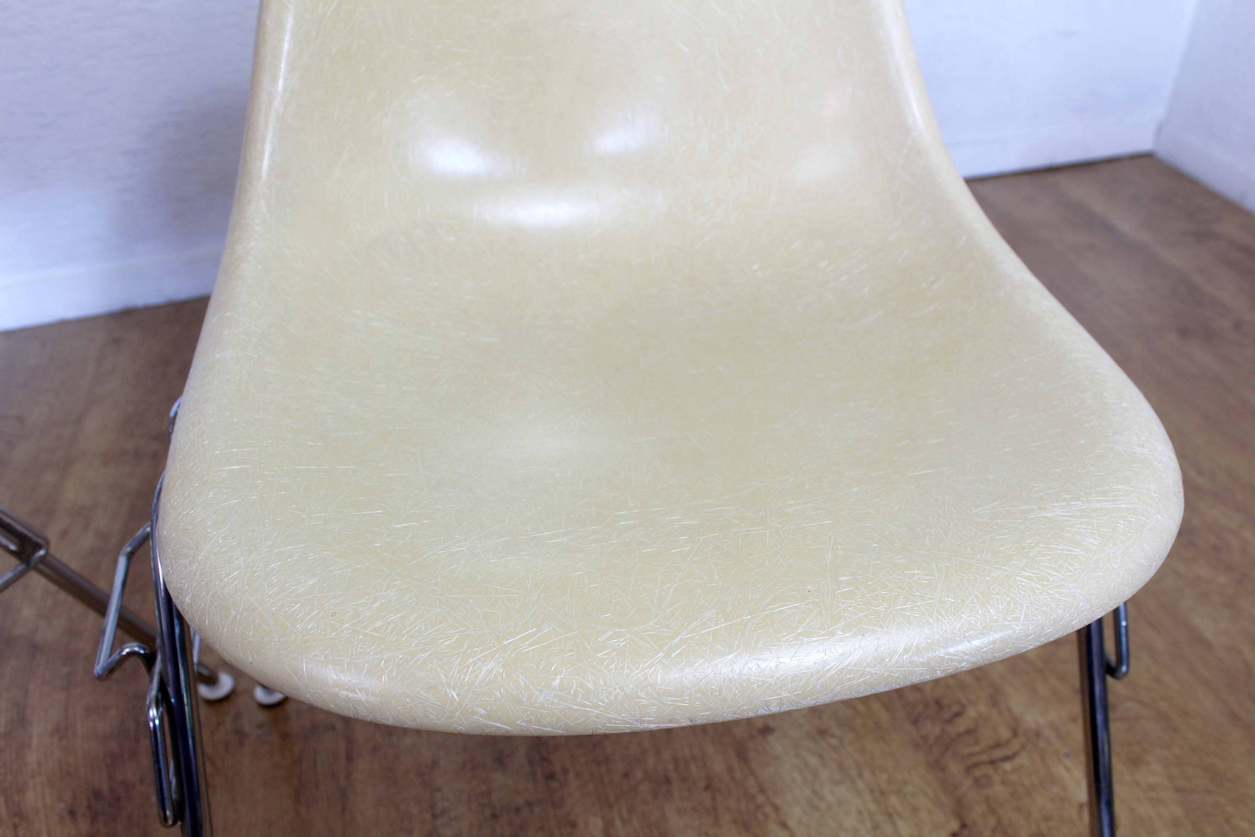 Pair of Eames / Herman Miller DSS model fiberglass chairs
