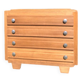 Vintage chest of drawers.