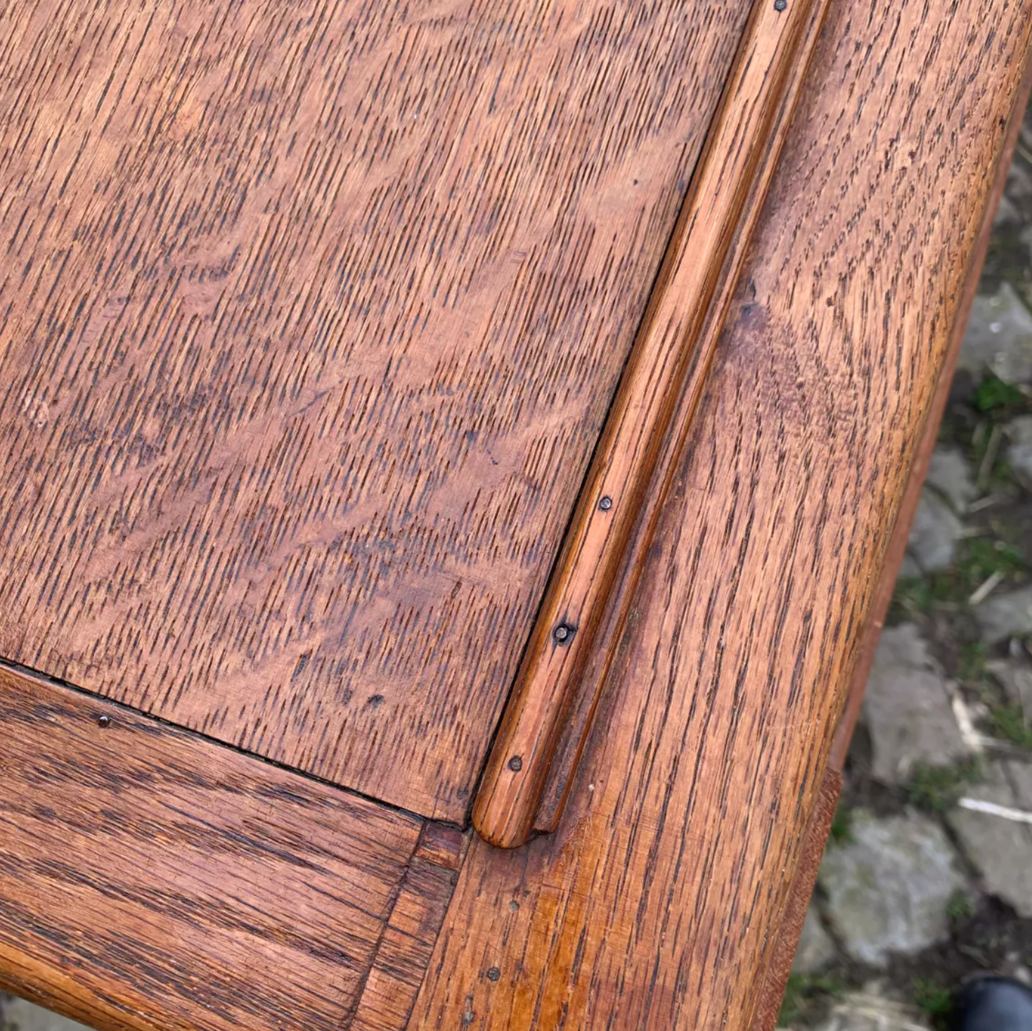 Oak sloping secretary