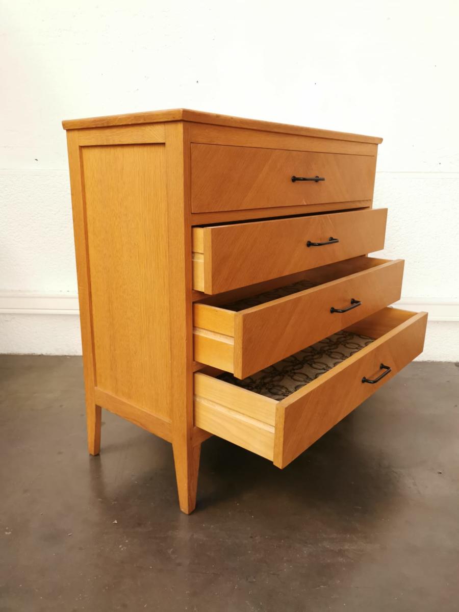Commode vintage