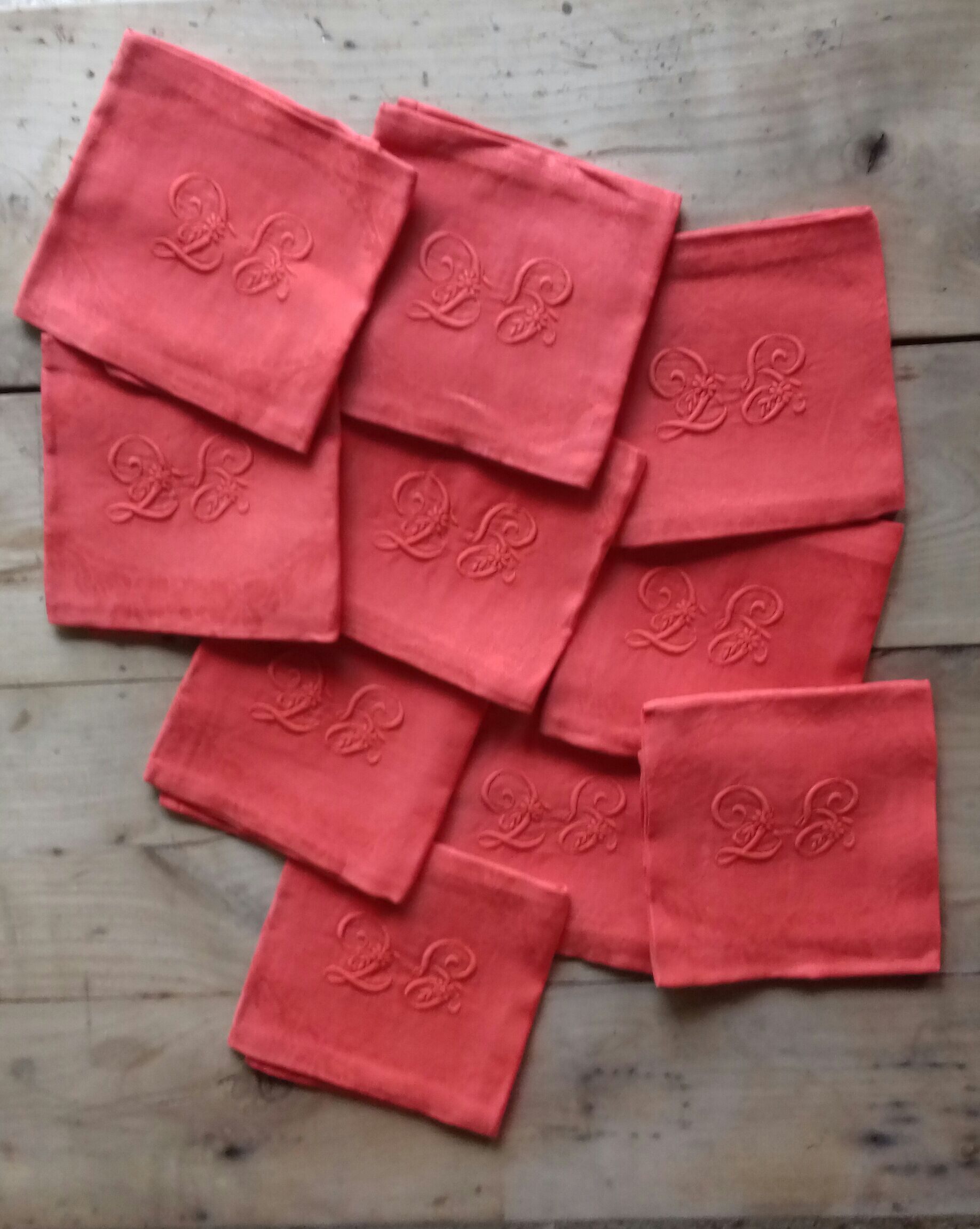 10 red linen damask towels