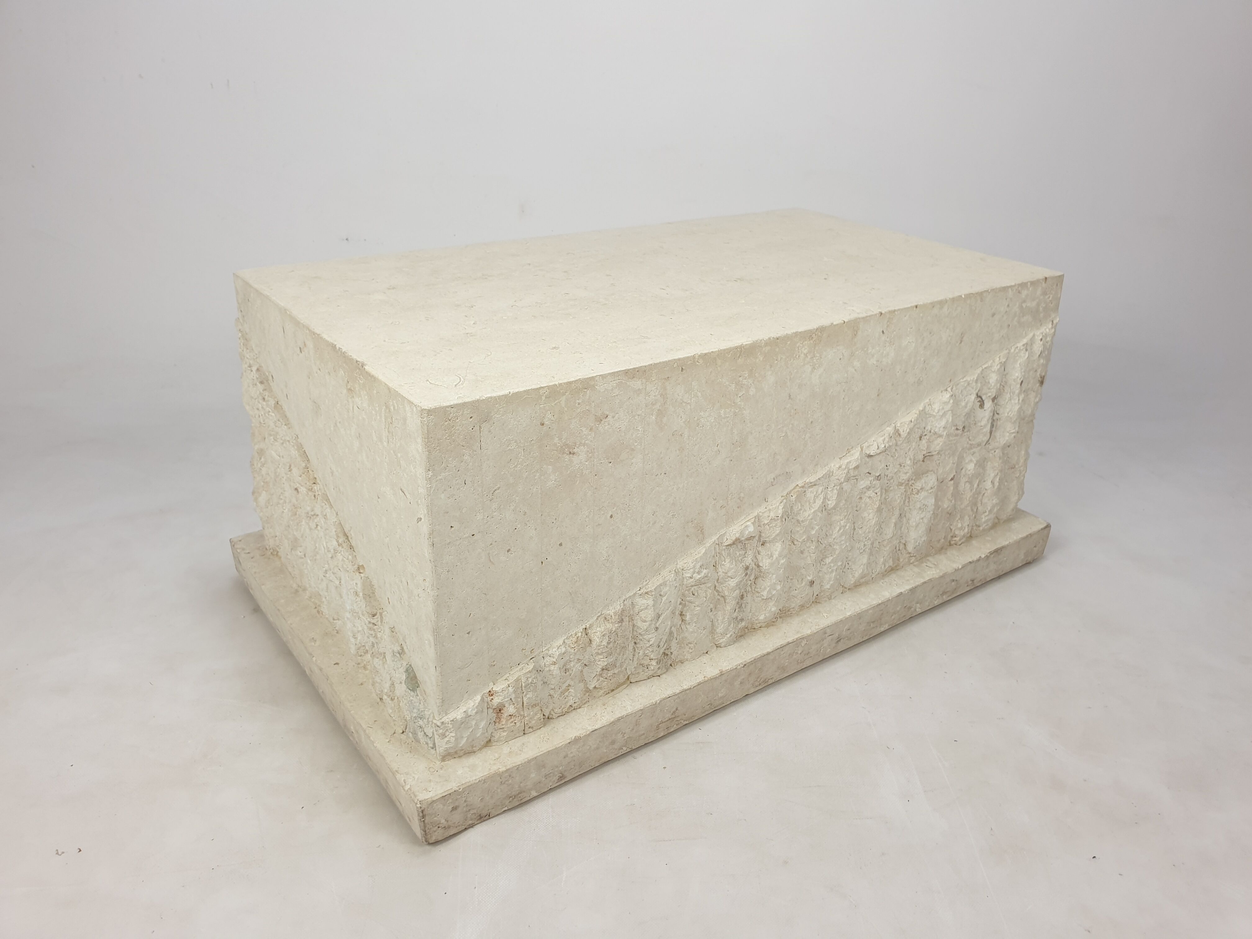 Magnussen Ponte Mactan Stone Coffee Table, 1980s