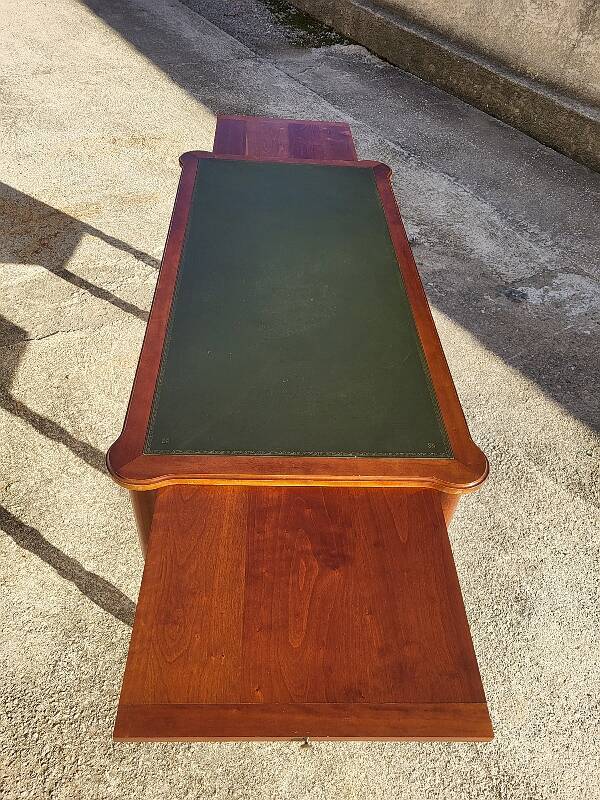 Louis philippe desk in cherry 1980