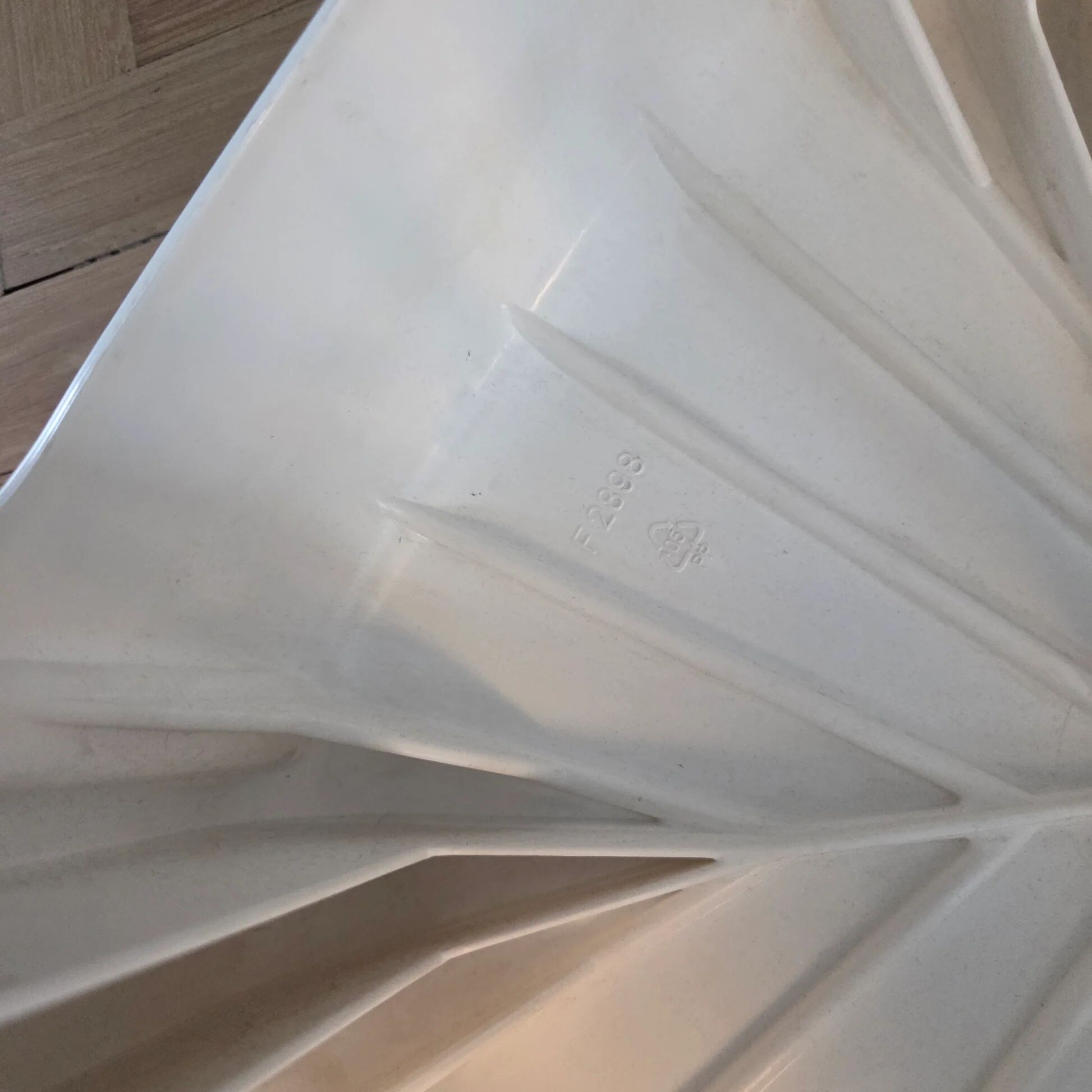 Stool - Vintage white plastic side table