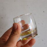 6 verres à shooter / liqueur jaunes