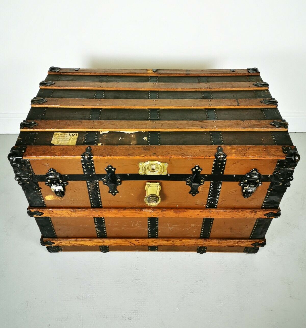 Late 19th Century Oak Banded Storage Travel Trunk / Chest