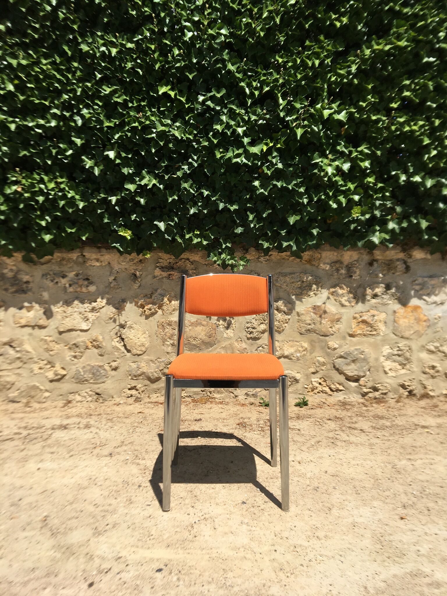 Ensemble 3 chaises acier chromé avec 1 tabouret 70’s