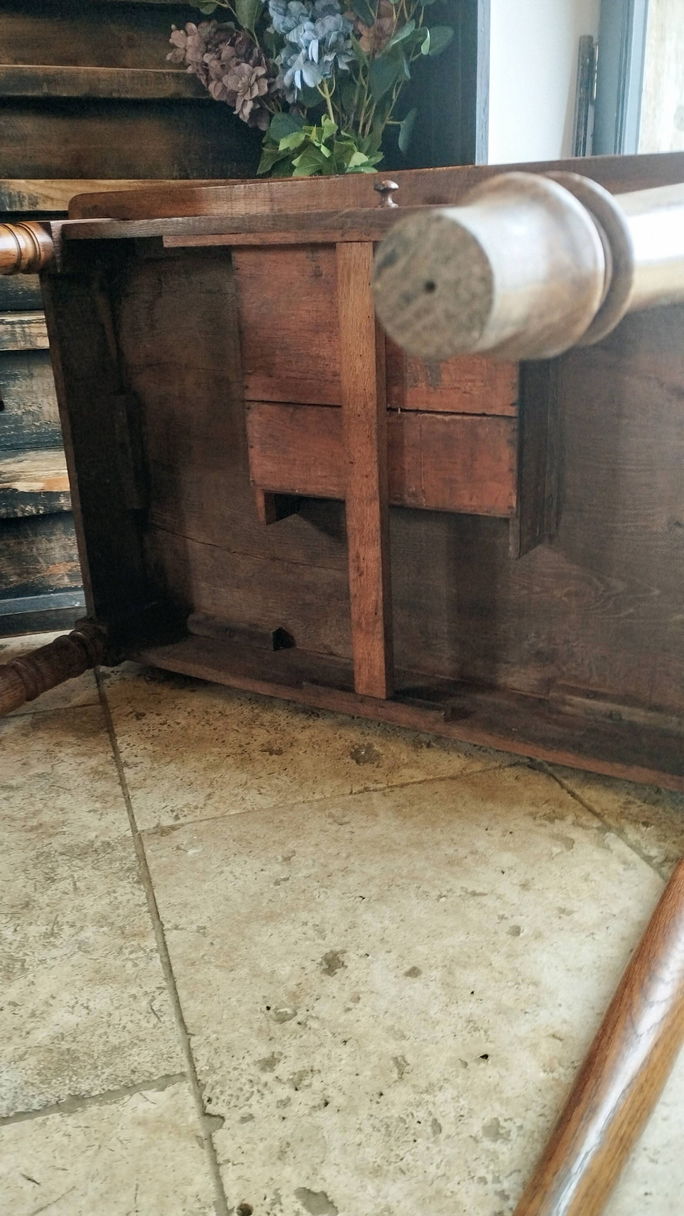 Early 20th century oak side table